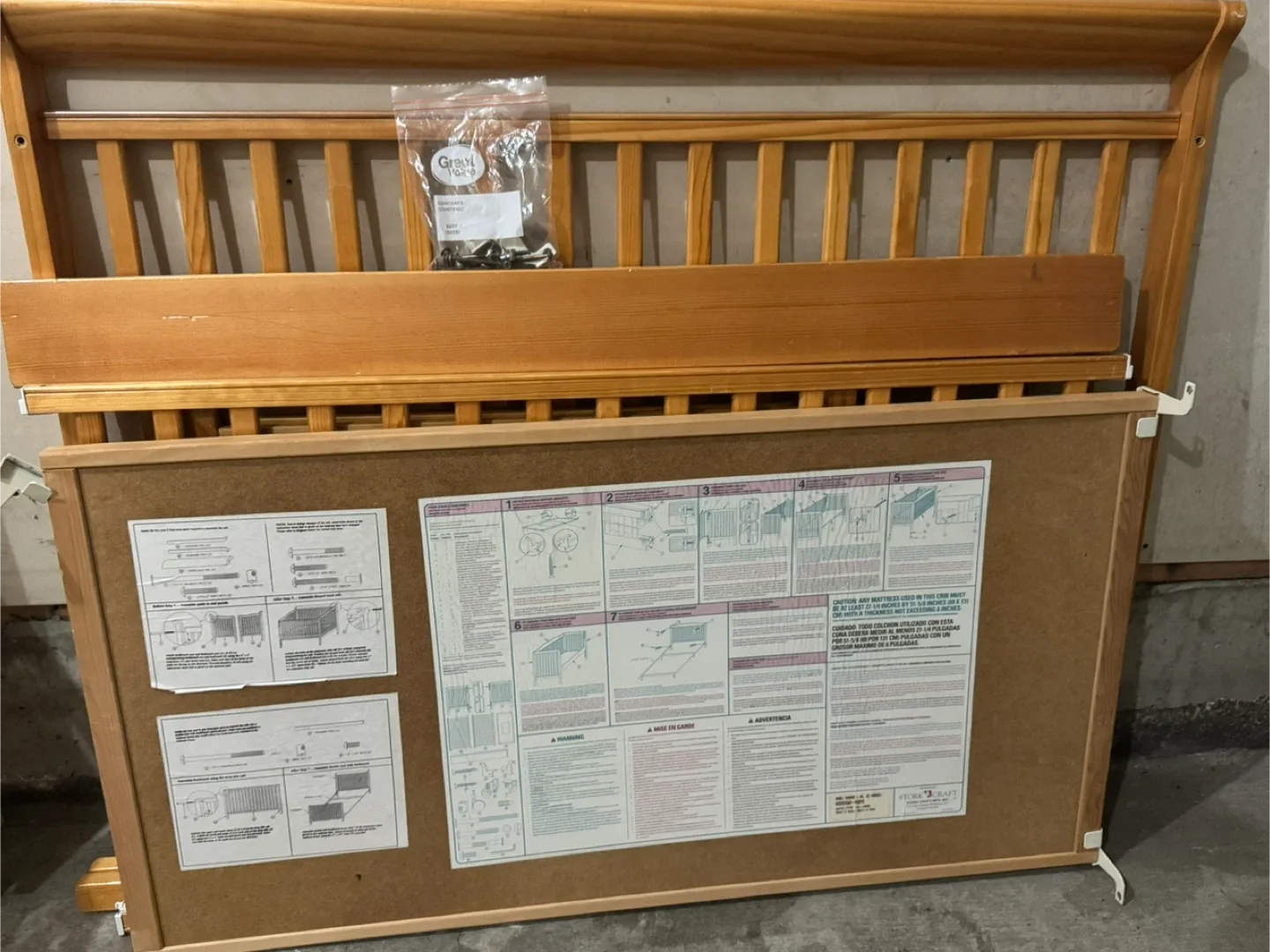 Convertible Crib image indicator(3)