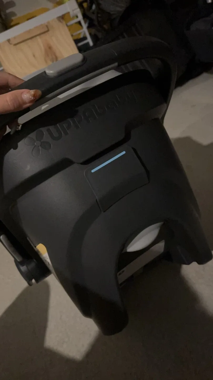 UPPAbaby Mesa Infant Car Seat - Grey image indicator(5)