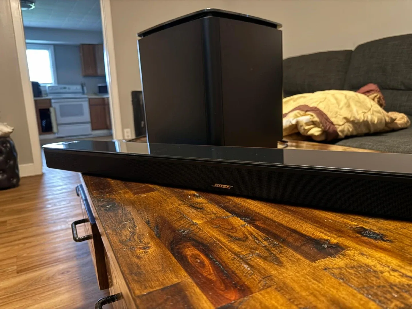 Bose Smart Soundbar 900 with Bass Module 700 image indicator(4)