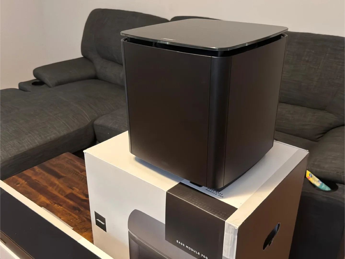 Bose Smart Soundbar 900 with Bass Module 700 image indicator(7)