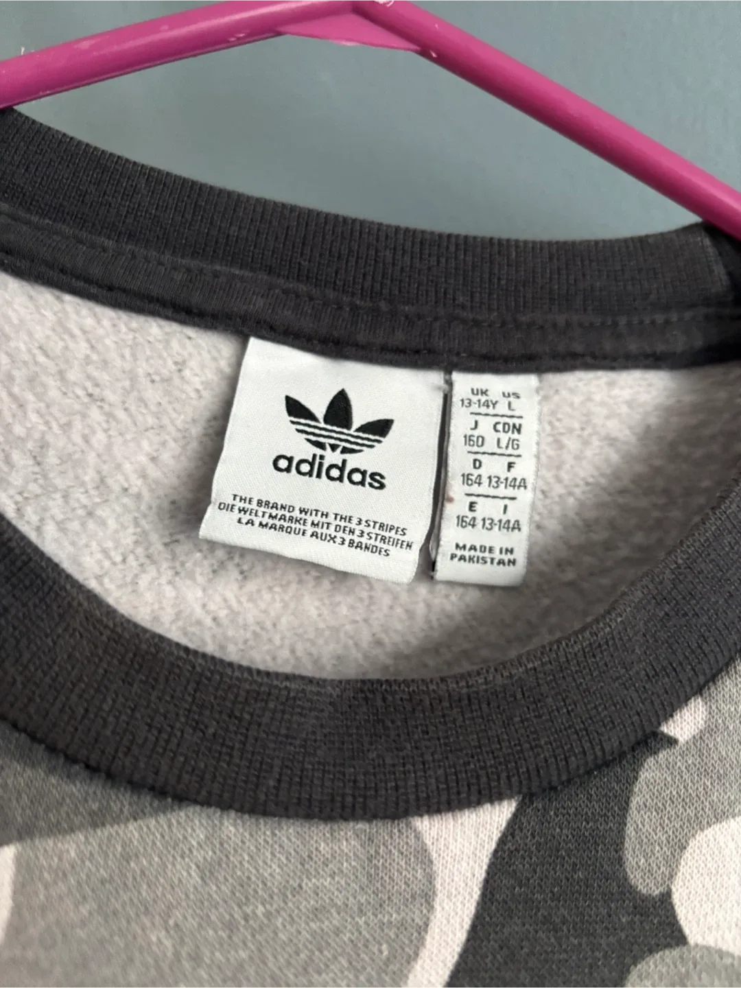 Adidas Camo Print Sweatshirt - Size L image indicator(2)