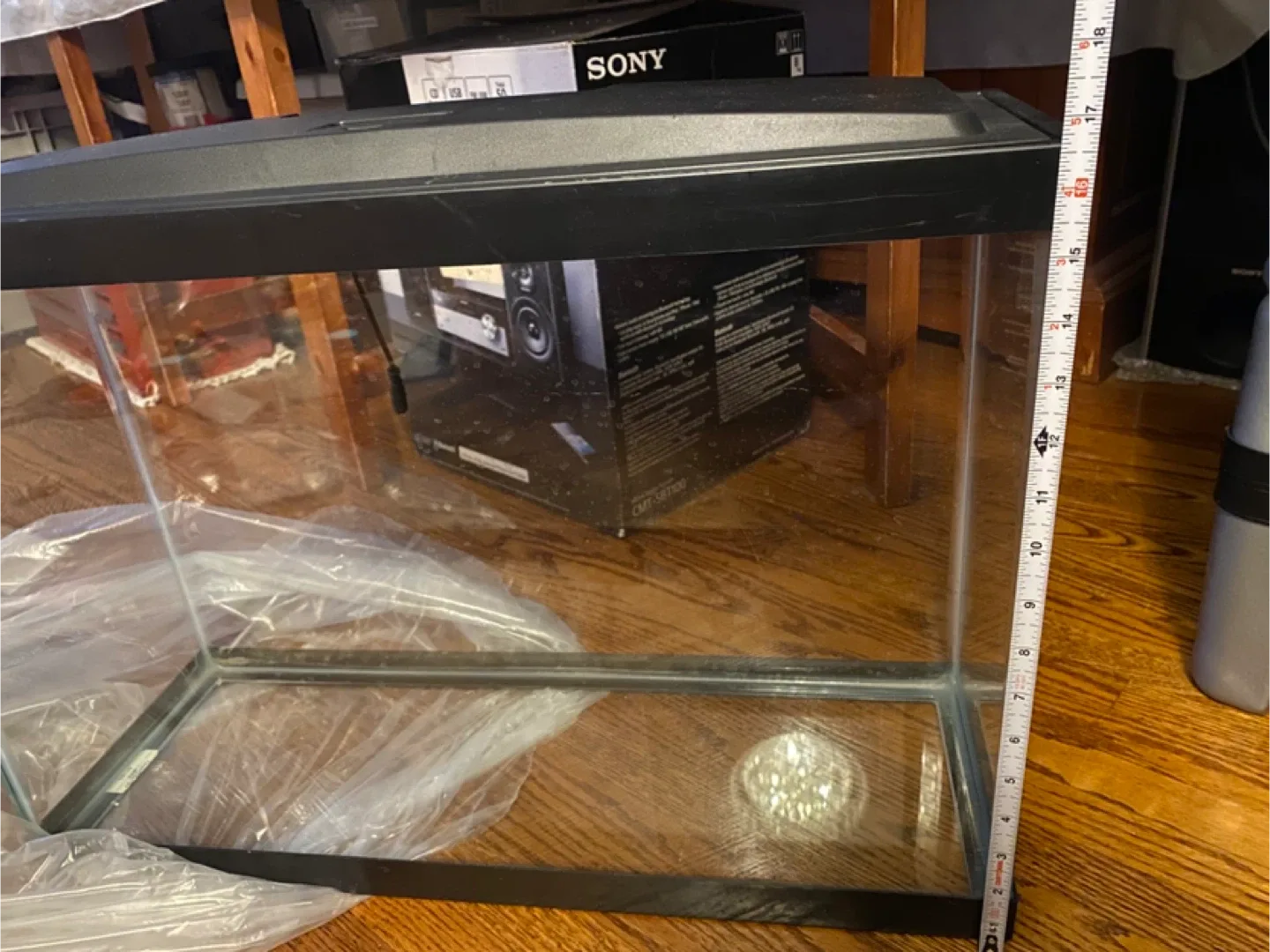 Fish Tank with Lid (24x12x16 inches) image indicator(2)