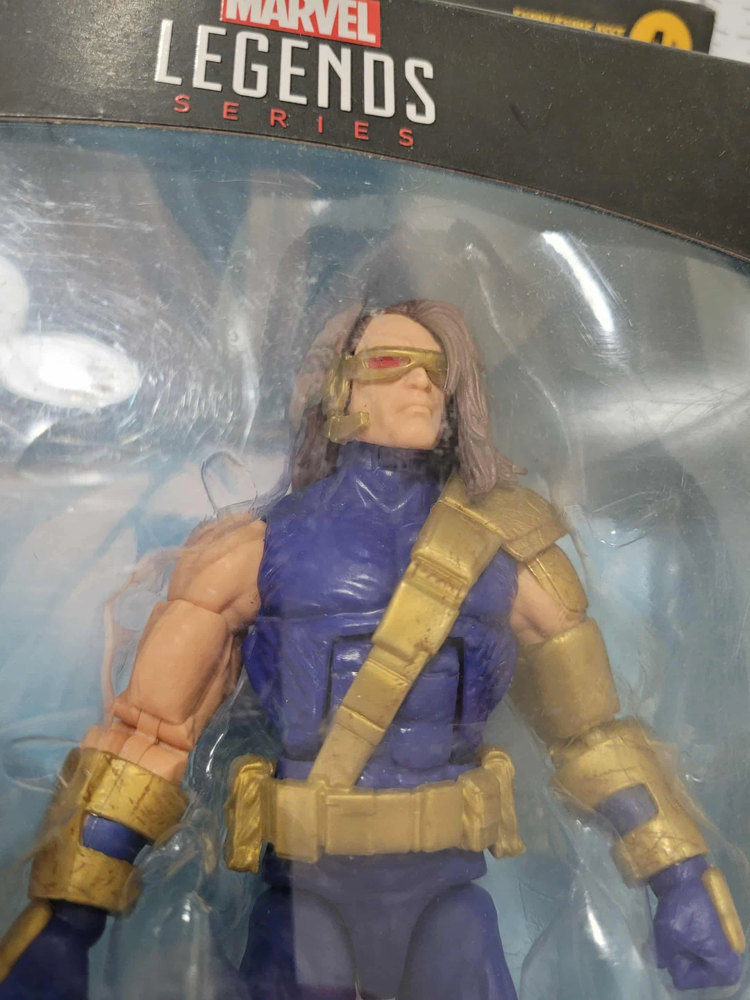Marvel Legends X-Men Cyclops Figure - photo 3