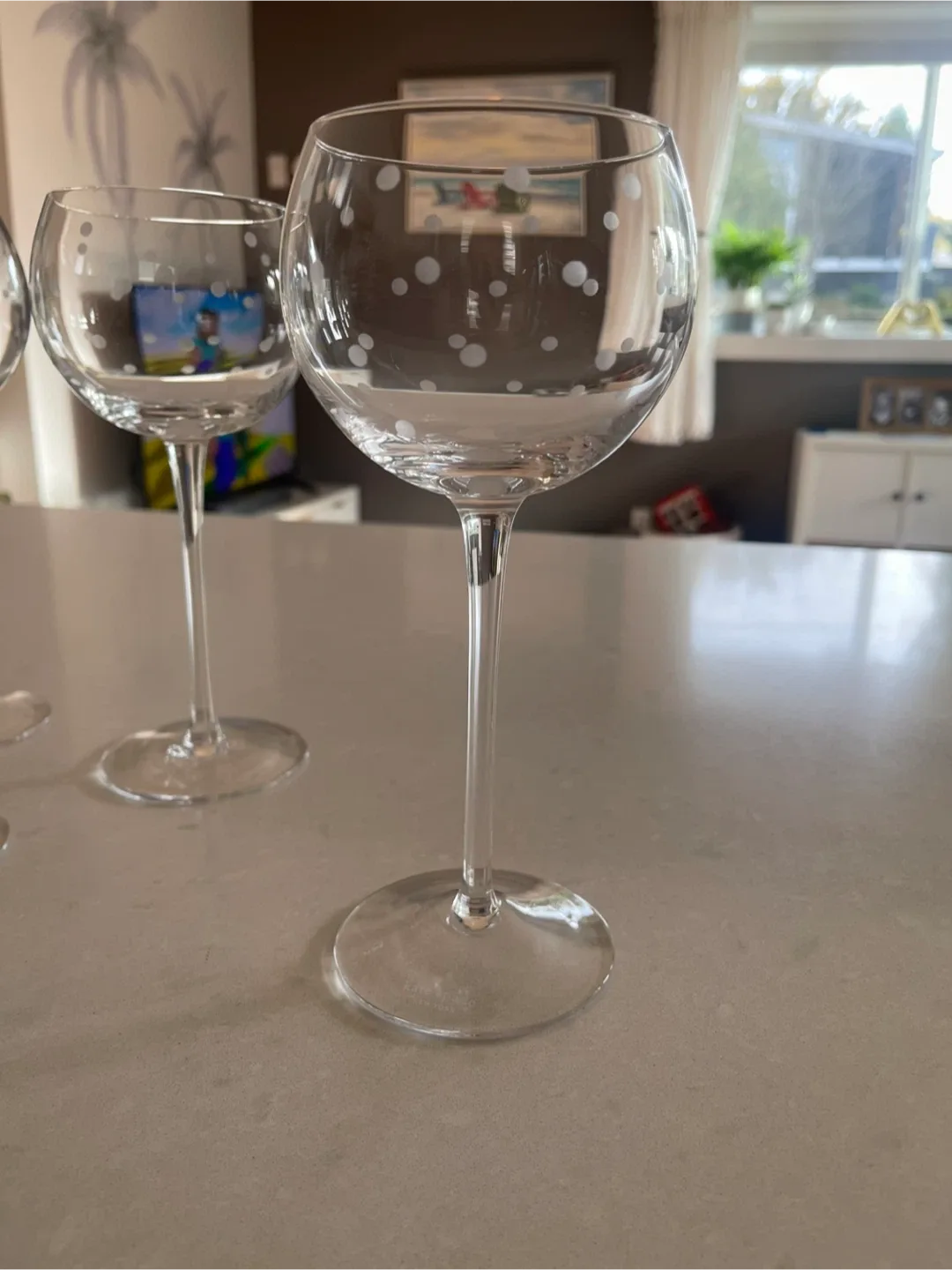 Kate Spade Wine Glasses - Set of 4 image indicator(2)