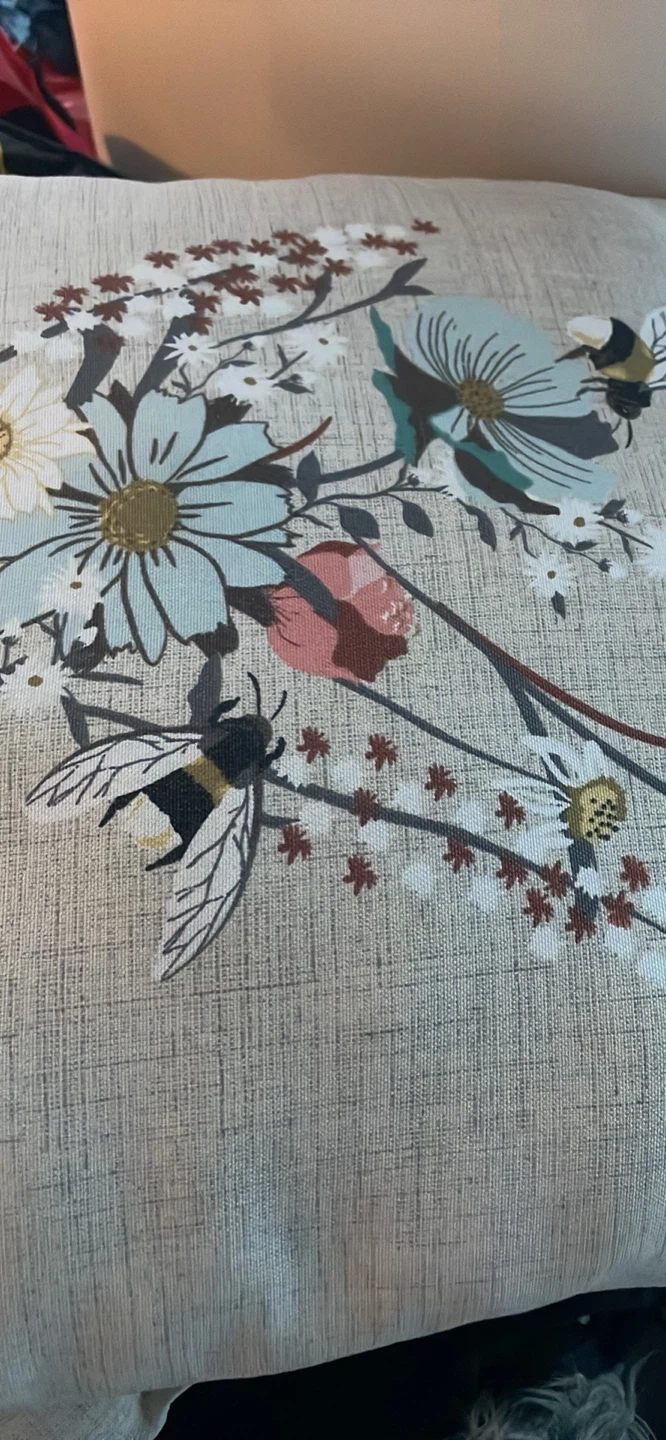 2 Hampton Bay Spring Bouquet Almond Pillow - photo 2