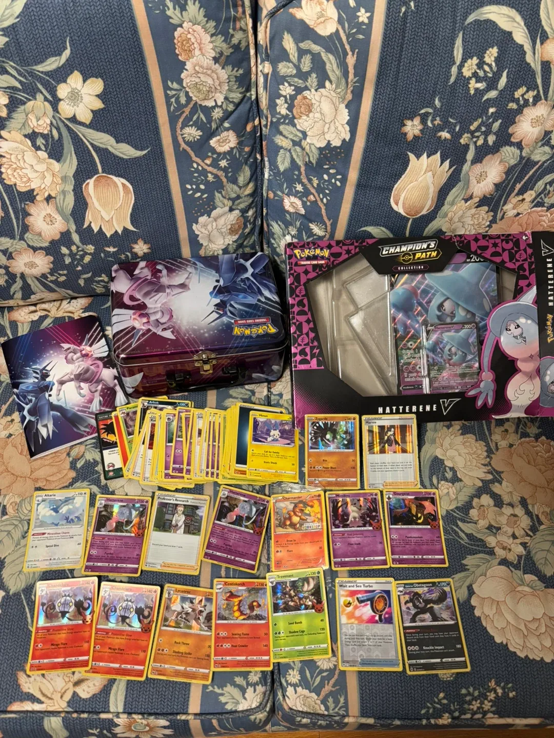 Pokemon cards Collection & Tin thumbnail