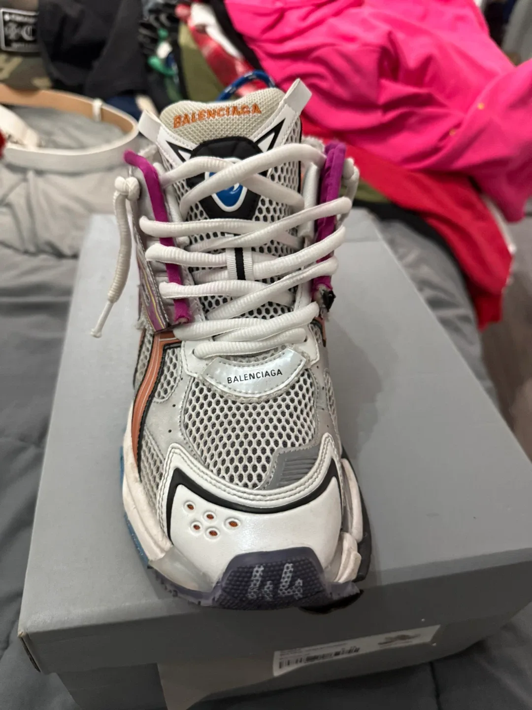 Balenciaga Runner Multicolor Size 44 image indicator(3)