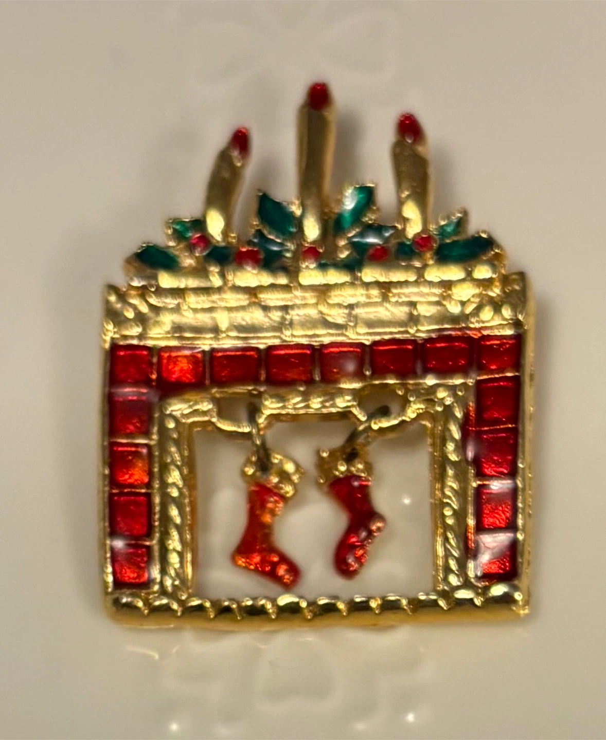 🤩Vintage Christmas Fireplace Brooch - photo 2
