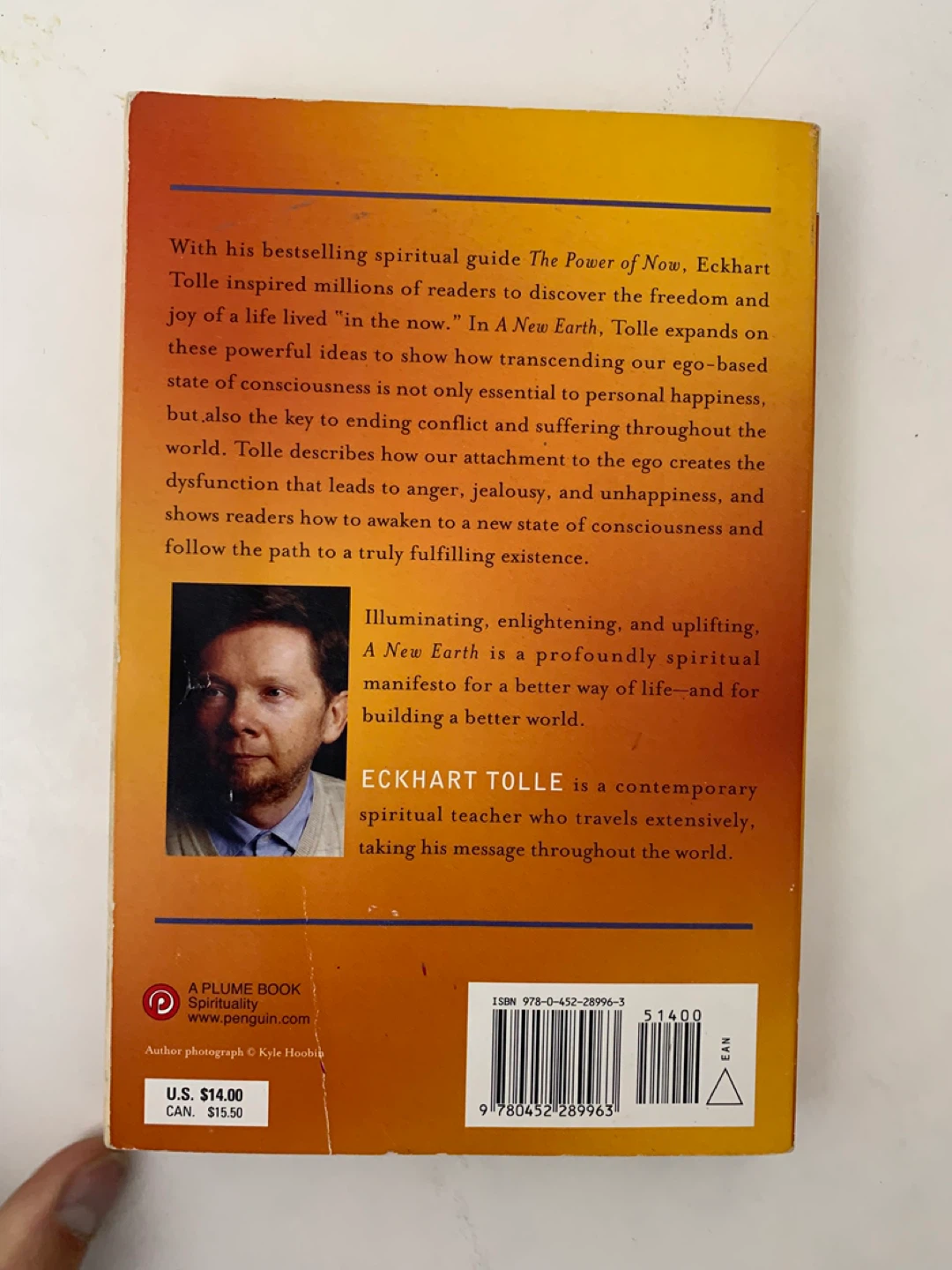 Eckhart Tolle - A New Earth / book & non fiction books - photo 2