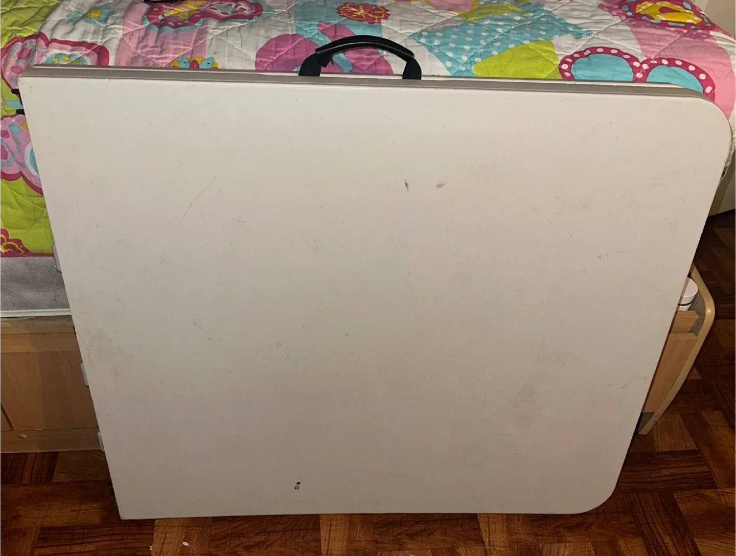 Folding Table - Great for Parties! Verry god image indicator(2)