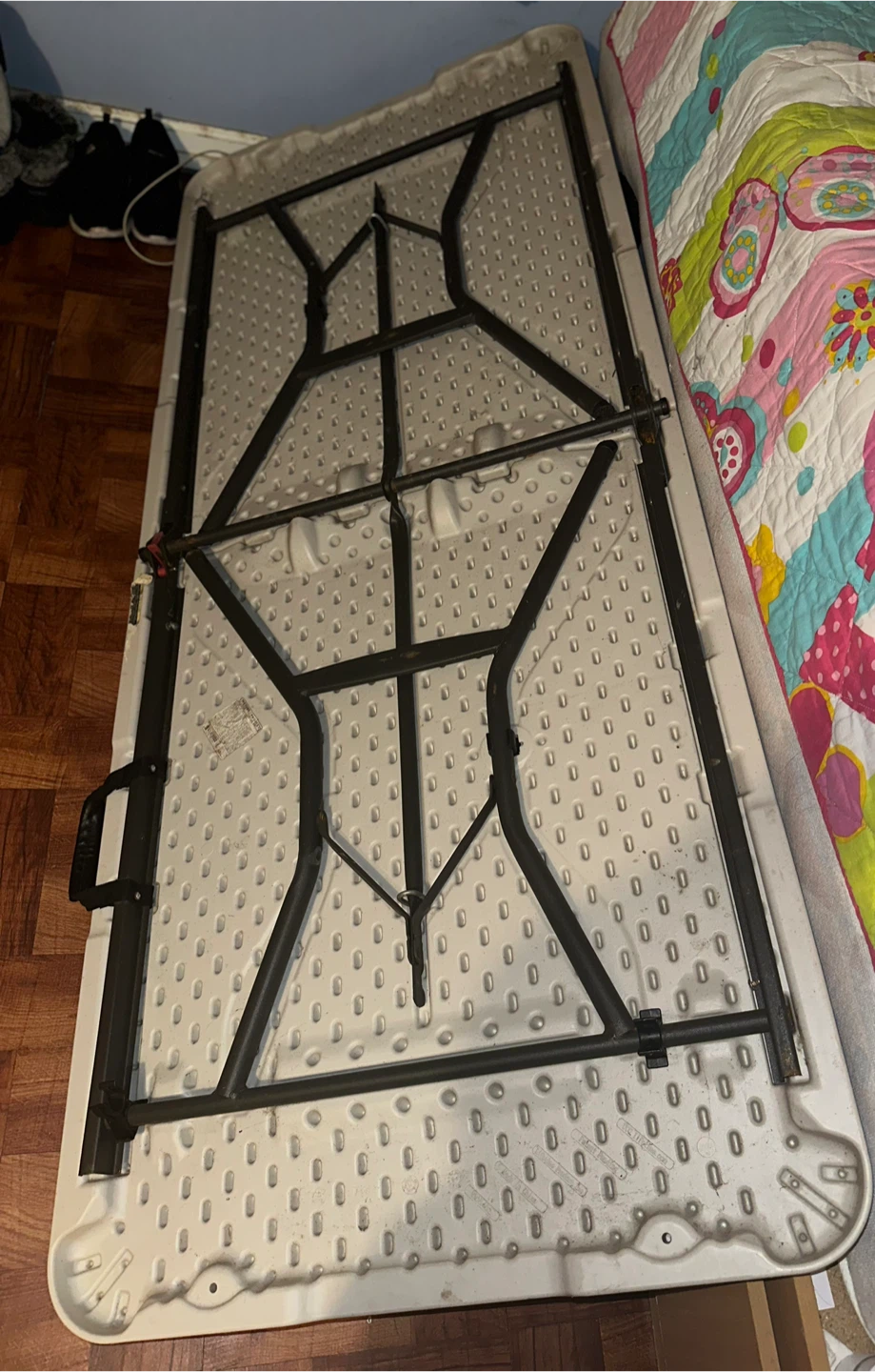Folding Table - Great for Parties! Verry god - photo 3
