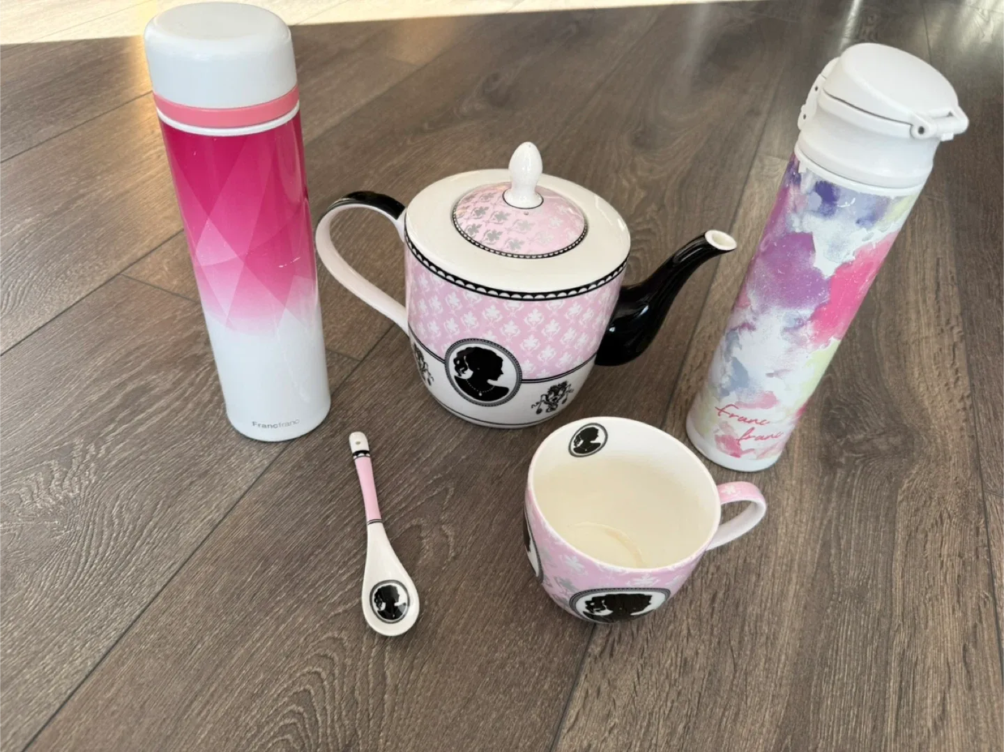 Cute Pinky Francis & Mac Teapot Set image indicator(2)