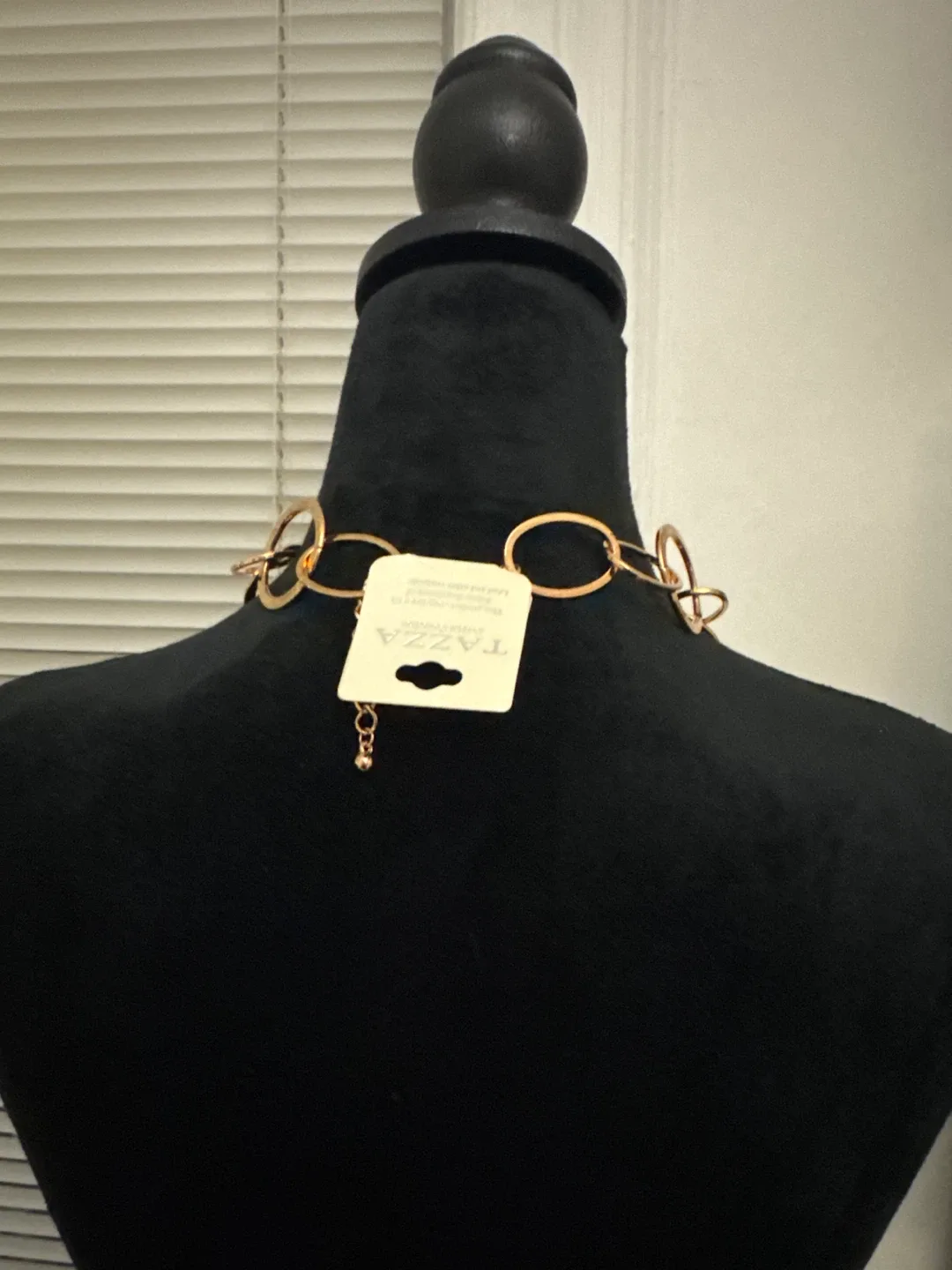 Tazza Gold Chain Necklace image indicator(4)