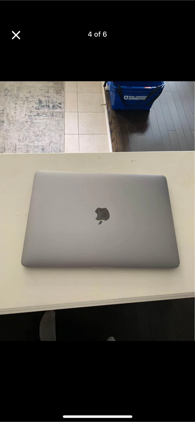 MacBook Pro - photo 2