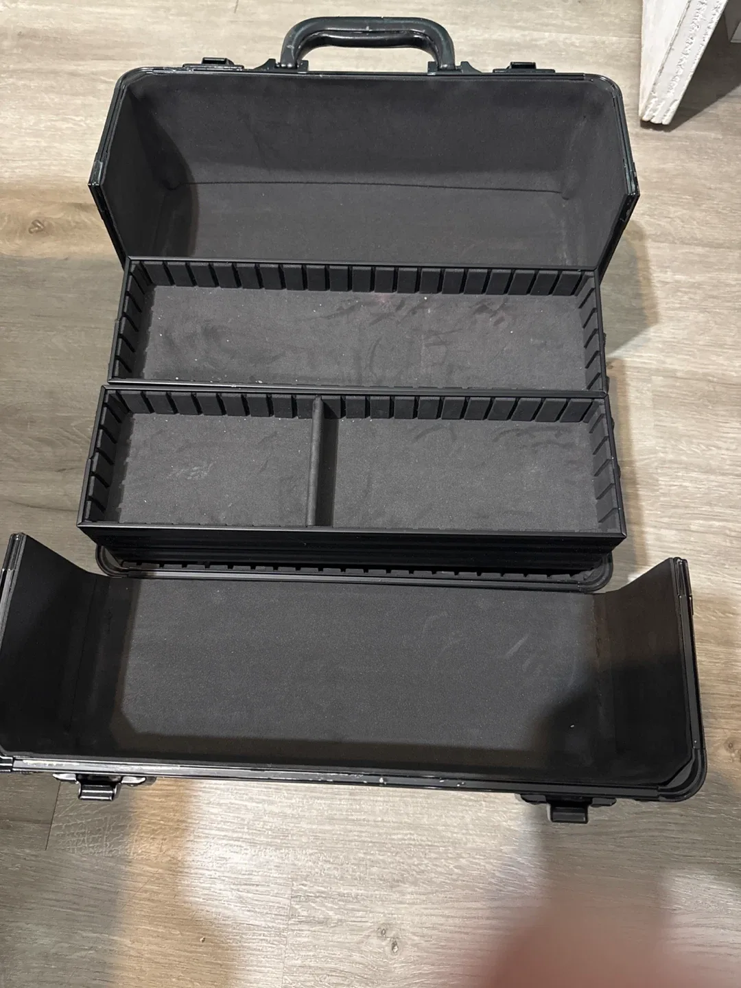 Sephora Black Glitter Makeup Train Case image indicator(4)