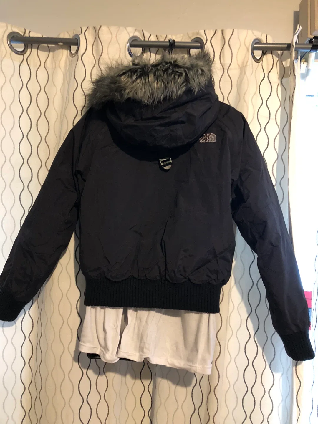 The North Face Black Winter Jacket Size S image indicator(2)