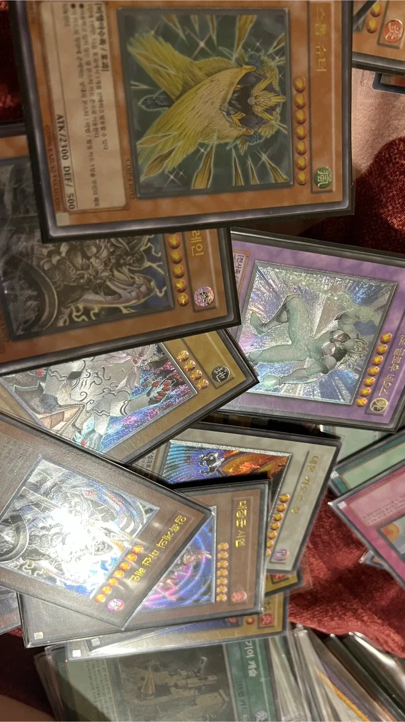 Yu-Gi-Oh! Trading Cards - Mixed Lot holos image indicator(4)