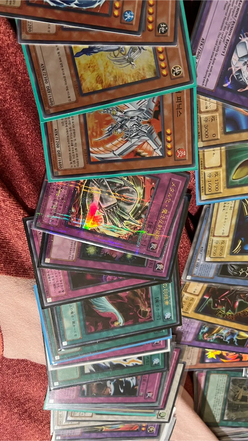 Yu-Gi-Oh! Trading Cards - Mixed Lot holos image indicator(3)