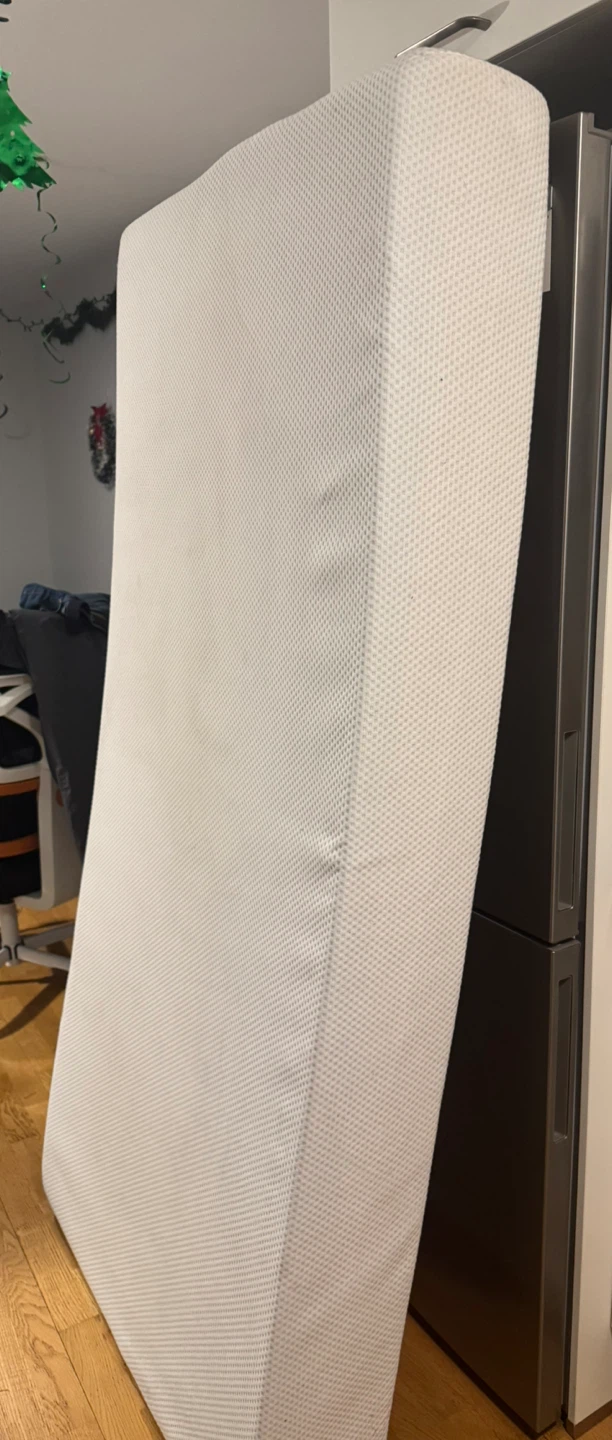 Zinus Mattress - Great Condition - photo 3