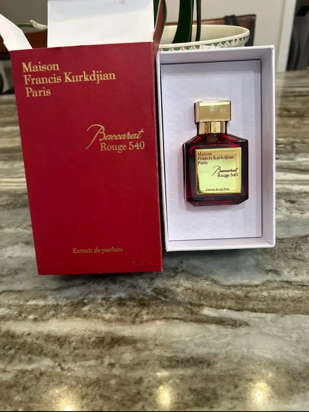 Maison Francis Kurkdjian Baccarat Rouge 540 (70ml) image indicator(2)