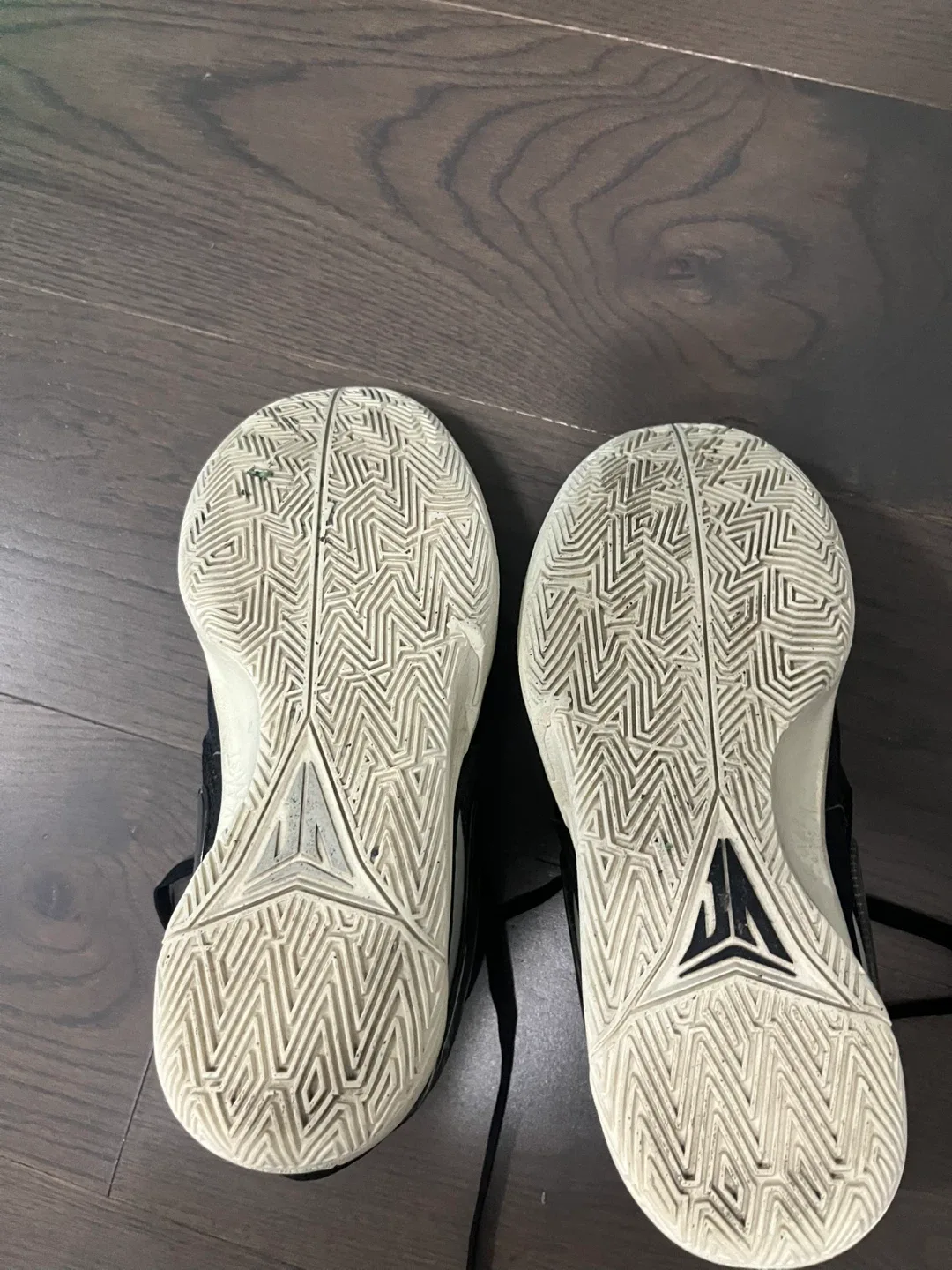 Ja Morant 1s sig shoe image indicator(4)