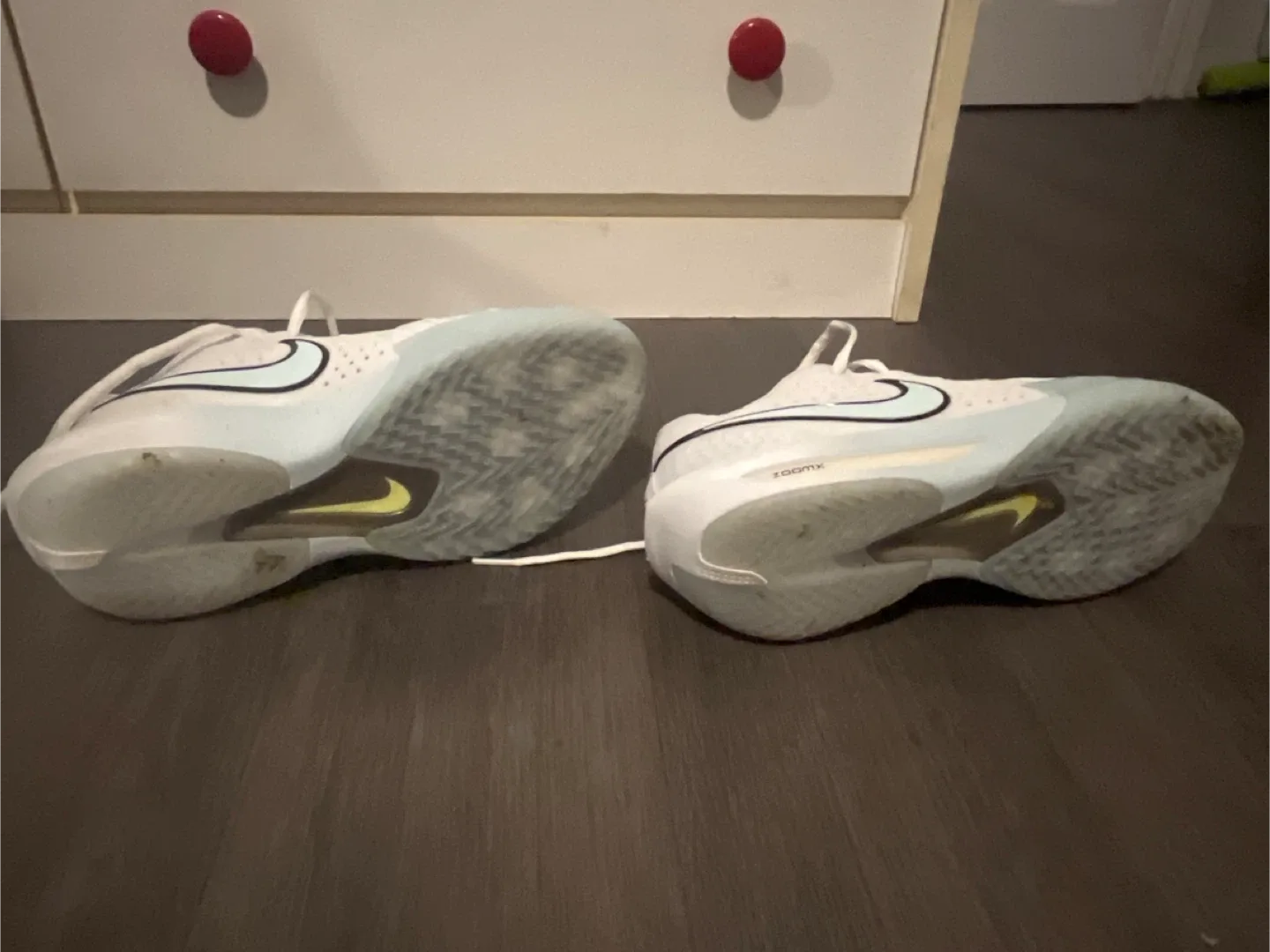 Nike Zoom GT Cut 3 White/BlueUS 8.5 image indicator(4)