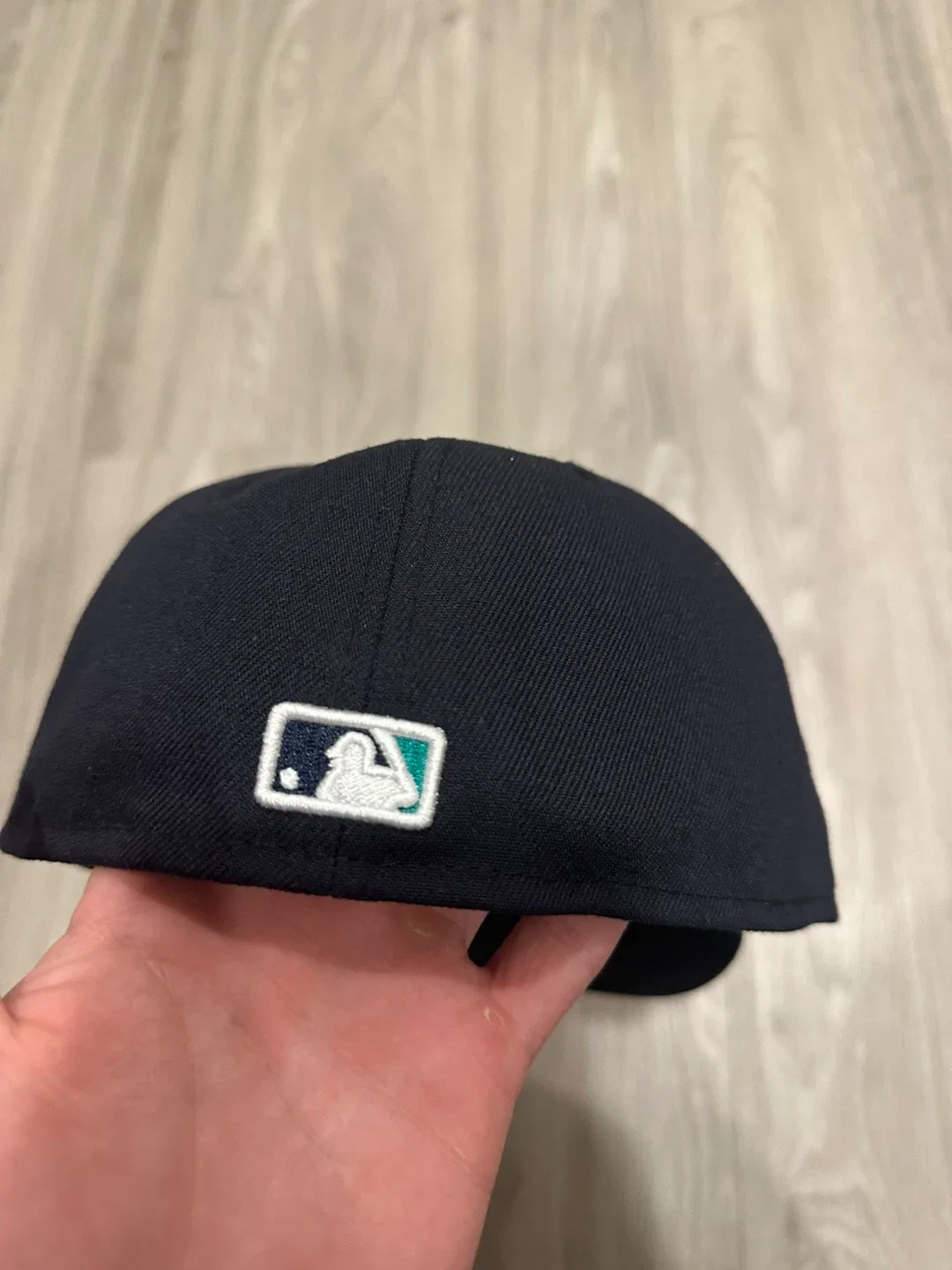 New Era Seattle Mariners 59FIFTY Fitted Cap - 7 1/4 image indicator(2)