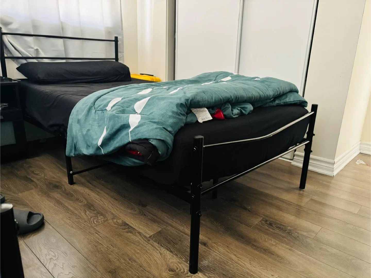 Black Metal Bed Frame - Single image indicator(2)