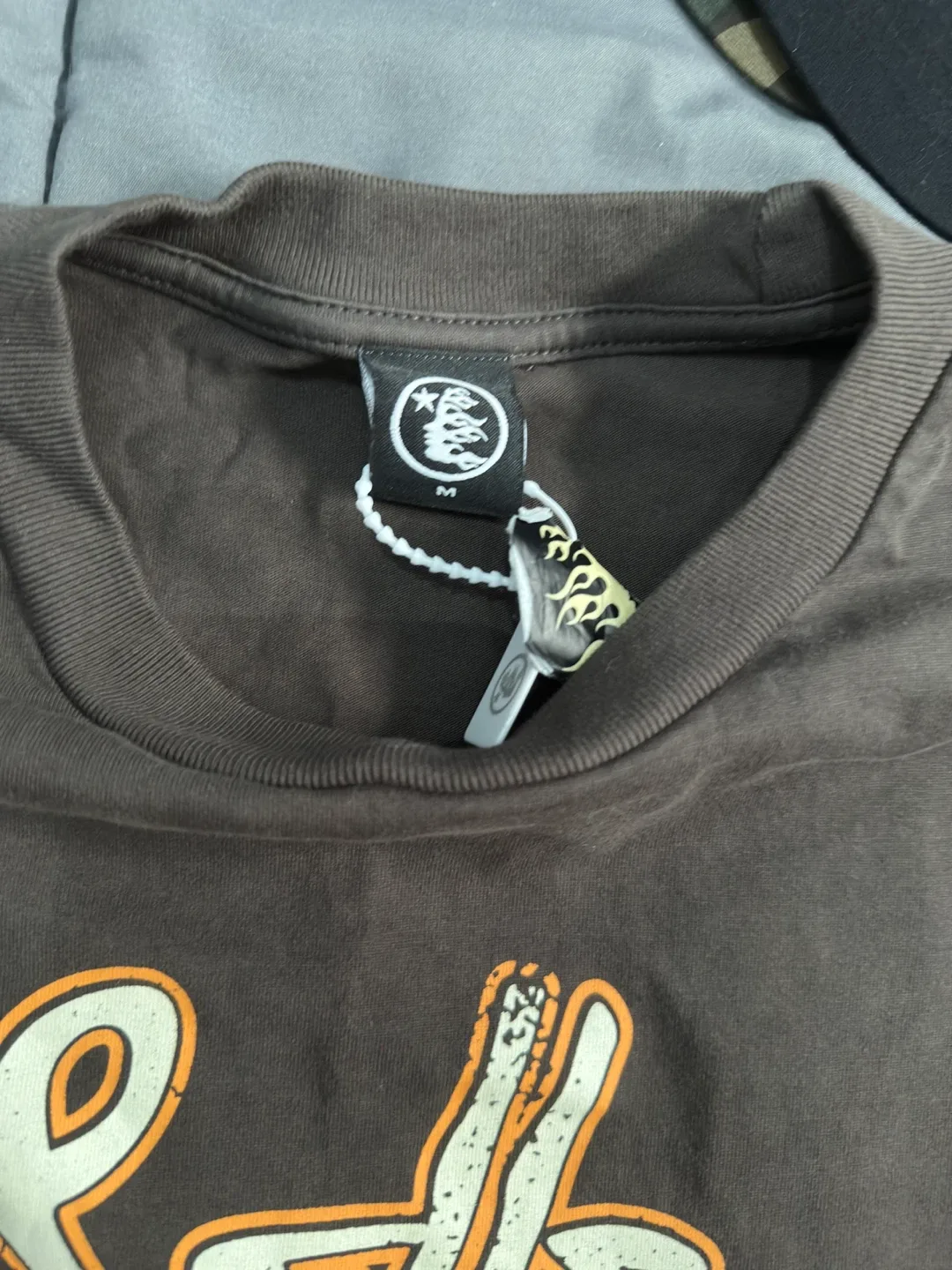 Hellstar Studios Wings of Fire Tee - Size M image indicator(2)