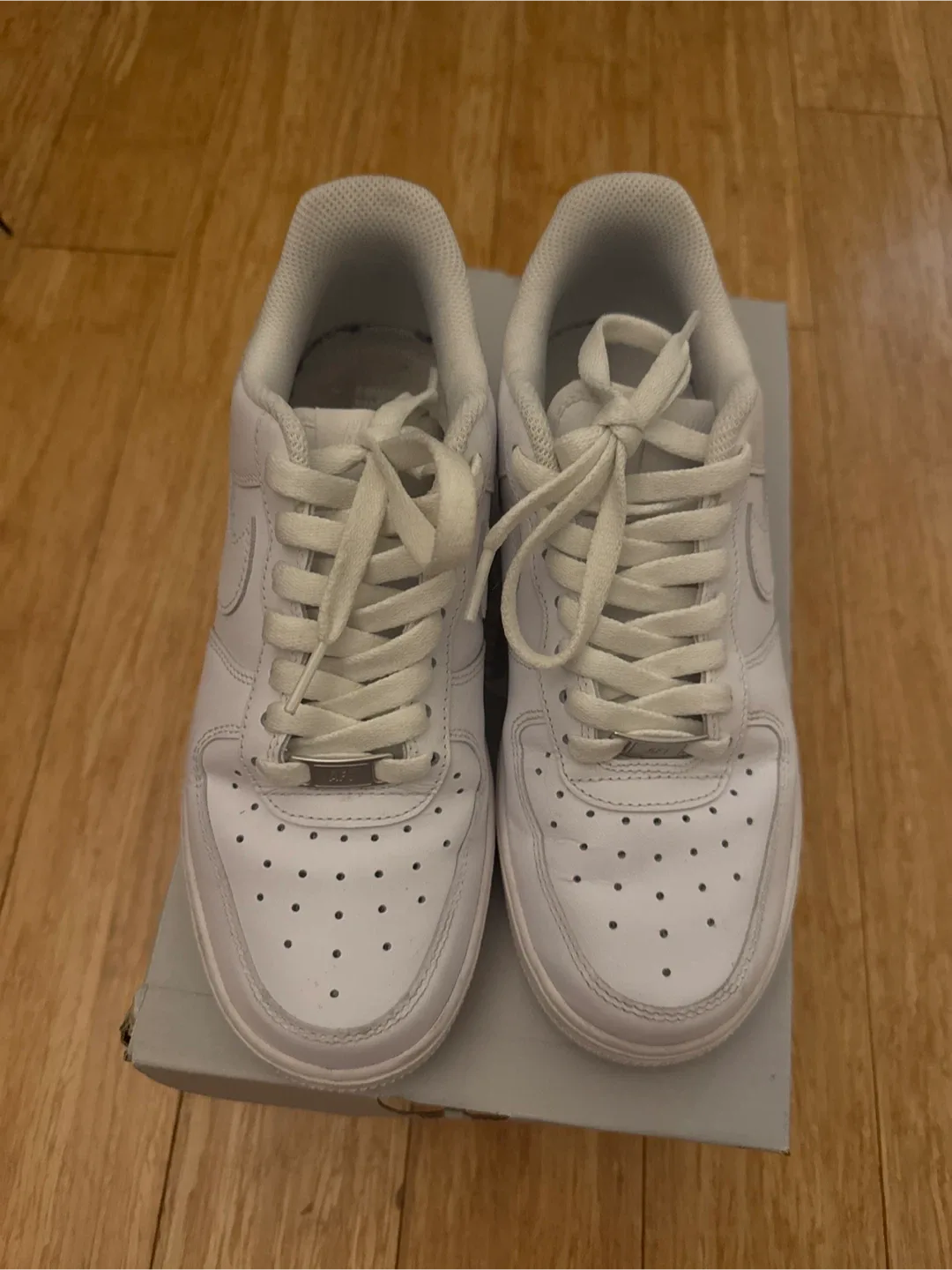 Nike Air Force 1 '07 White - Size 8