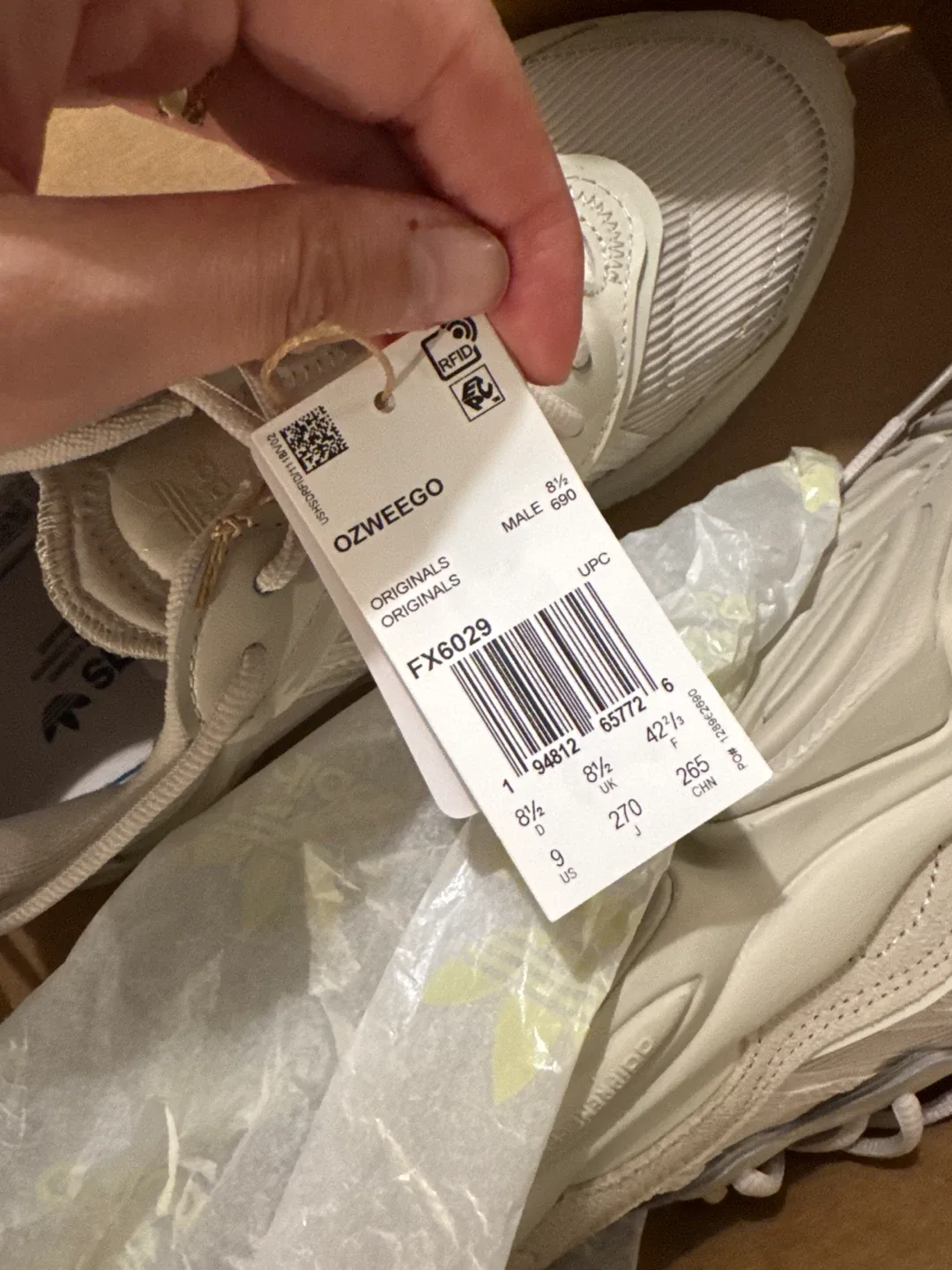 Adidas Ozweego (FX6029) – Size 8.5 US (Men’s) image indicator(3)