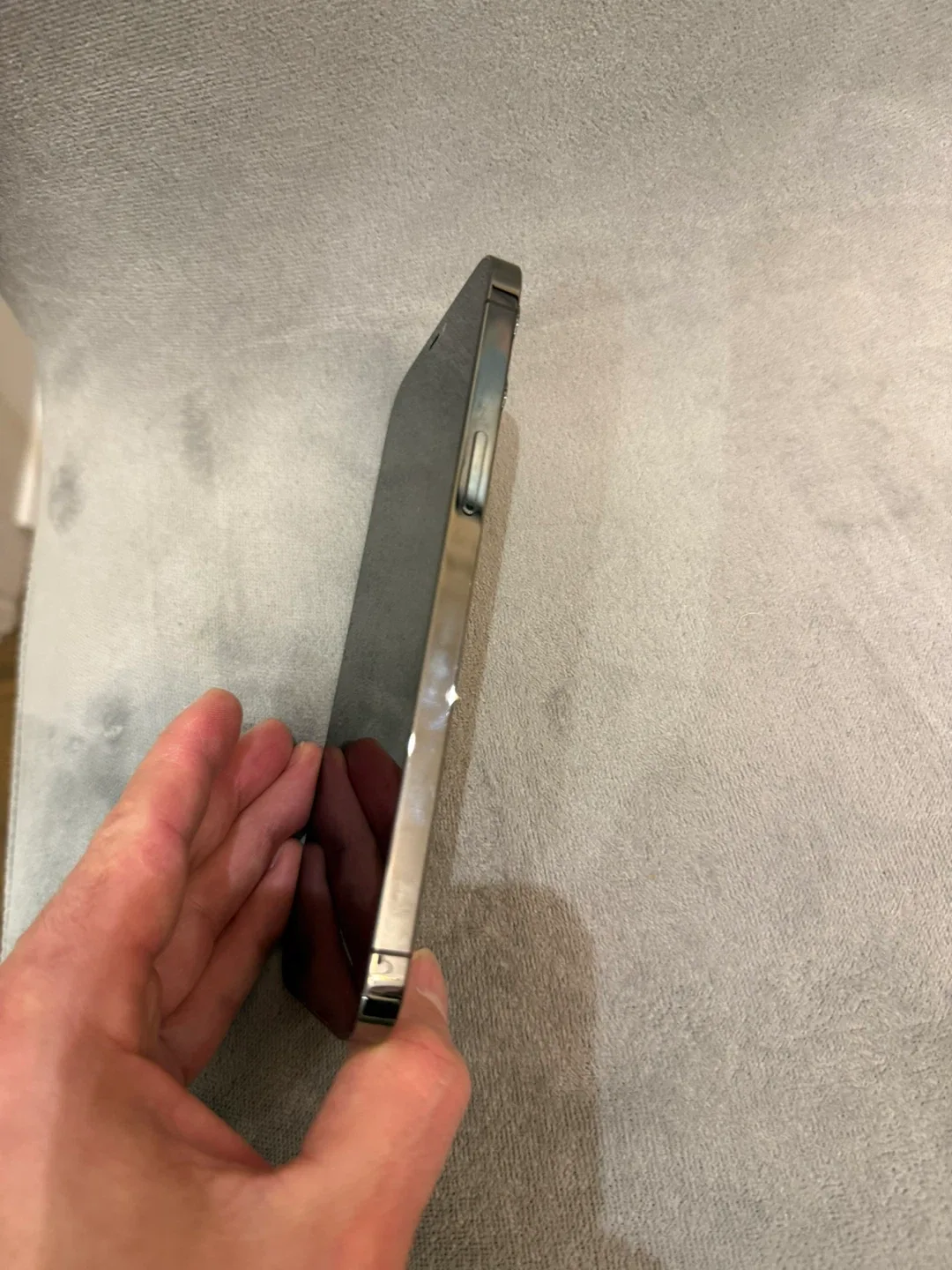 iPhone 12 Pro Max (WITH BOX) (3 CASES INCLUDED) image indicator(4)