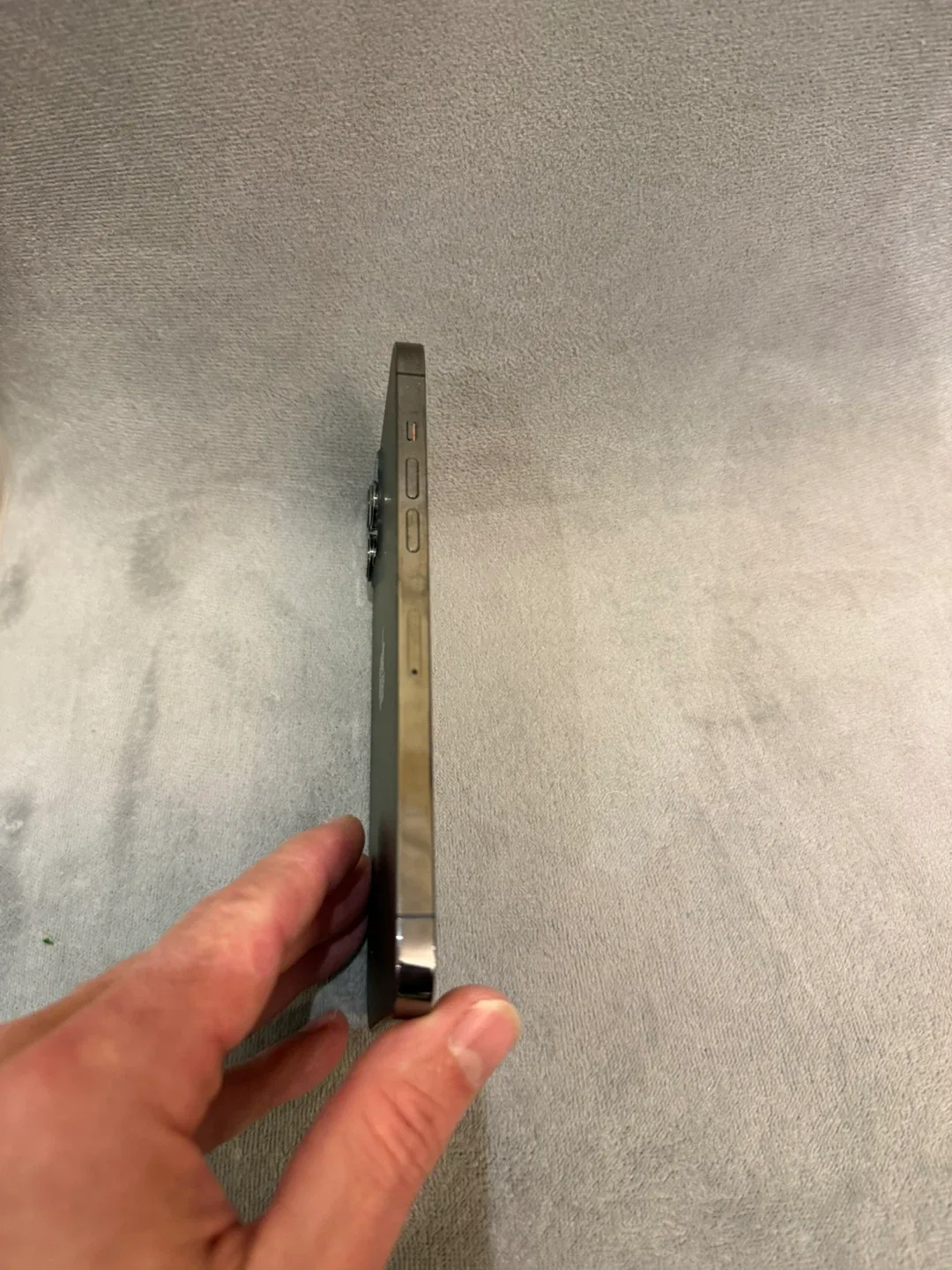 iPhone 12 Pro Max (WITH BOX) (3 CASES INCLUDED) image indicator(3)