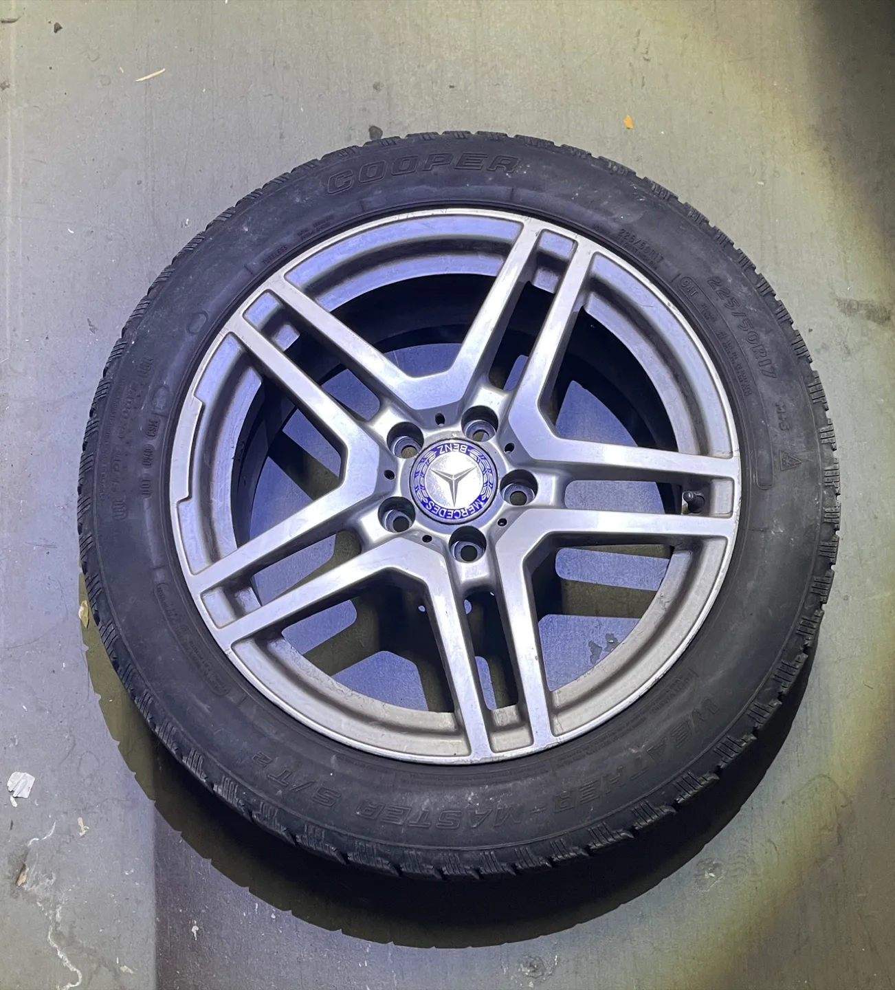 3 Mercedes Snow Tires with Rim-Cooper Weather-Master 225/50R17 image indicator(10)