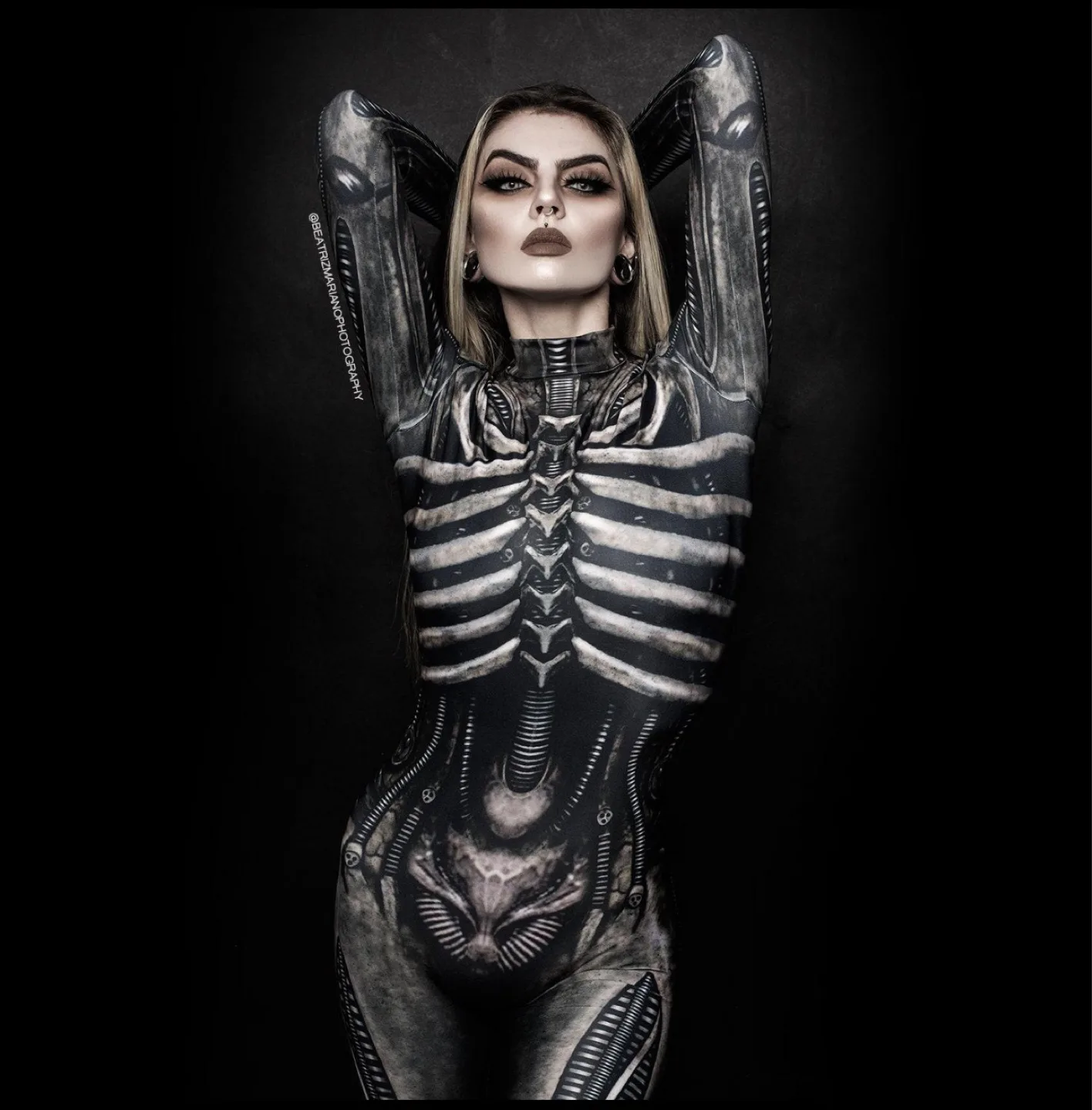 Halloween Skelton costume + gloves M/L image indicator(5)