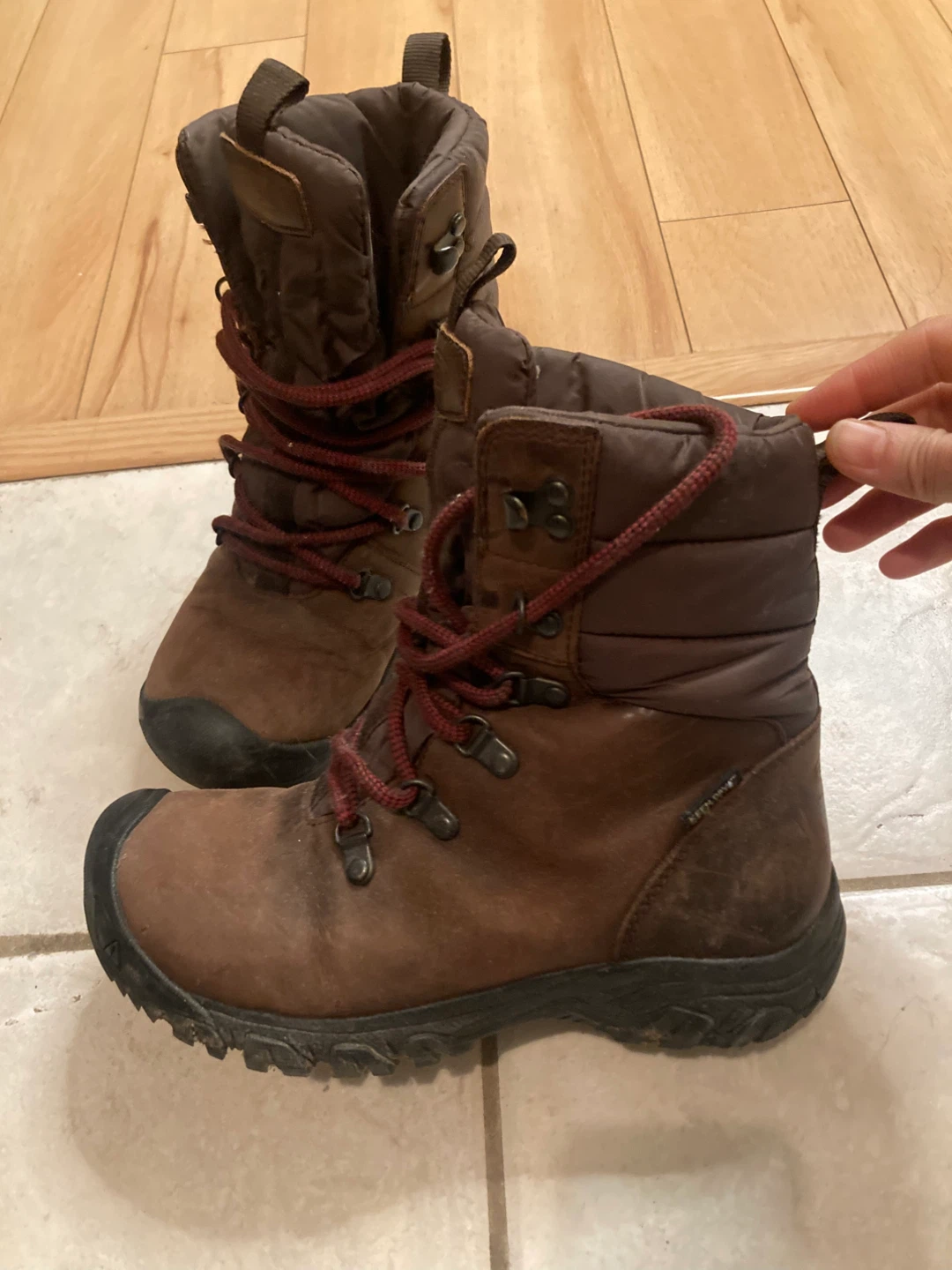 Keen Waterproof Winter Boots Size 6 US - photo 2
