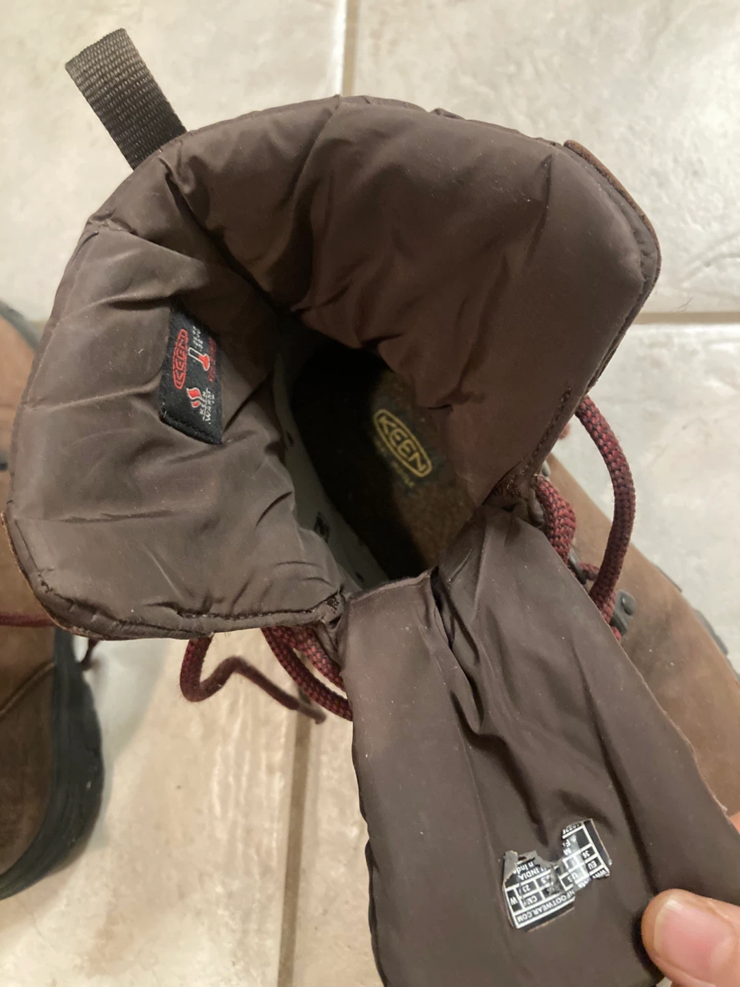 Keen Waterproof Winter Boots Size 6 US - photo 3