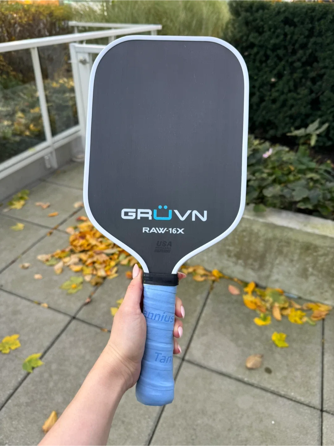 Grüvn Raw-16X | elongated pickleball paddle image indicator(2)