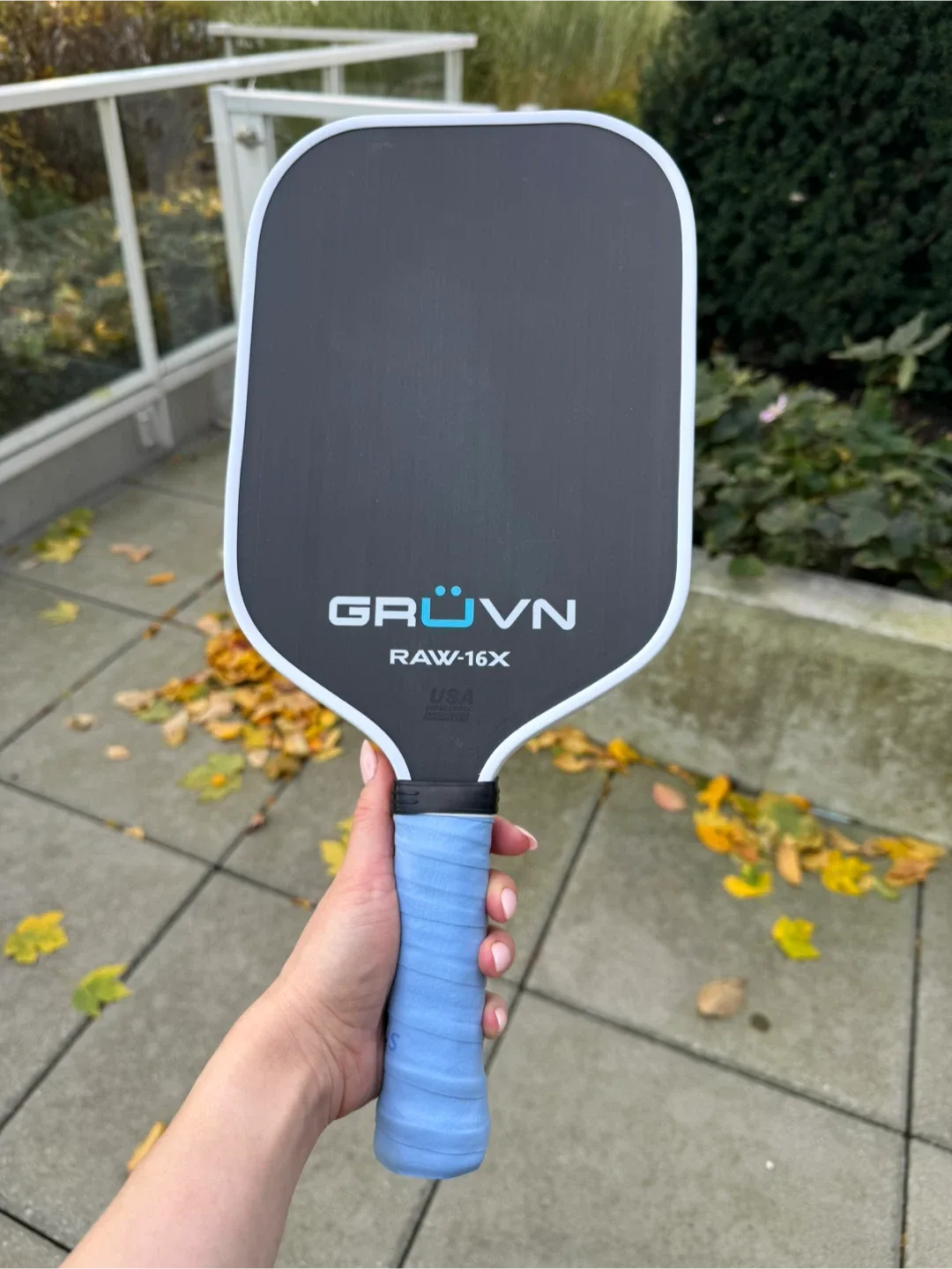 Grüvn Raw-16X | elongated pickleball paddle