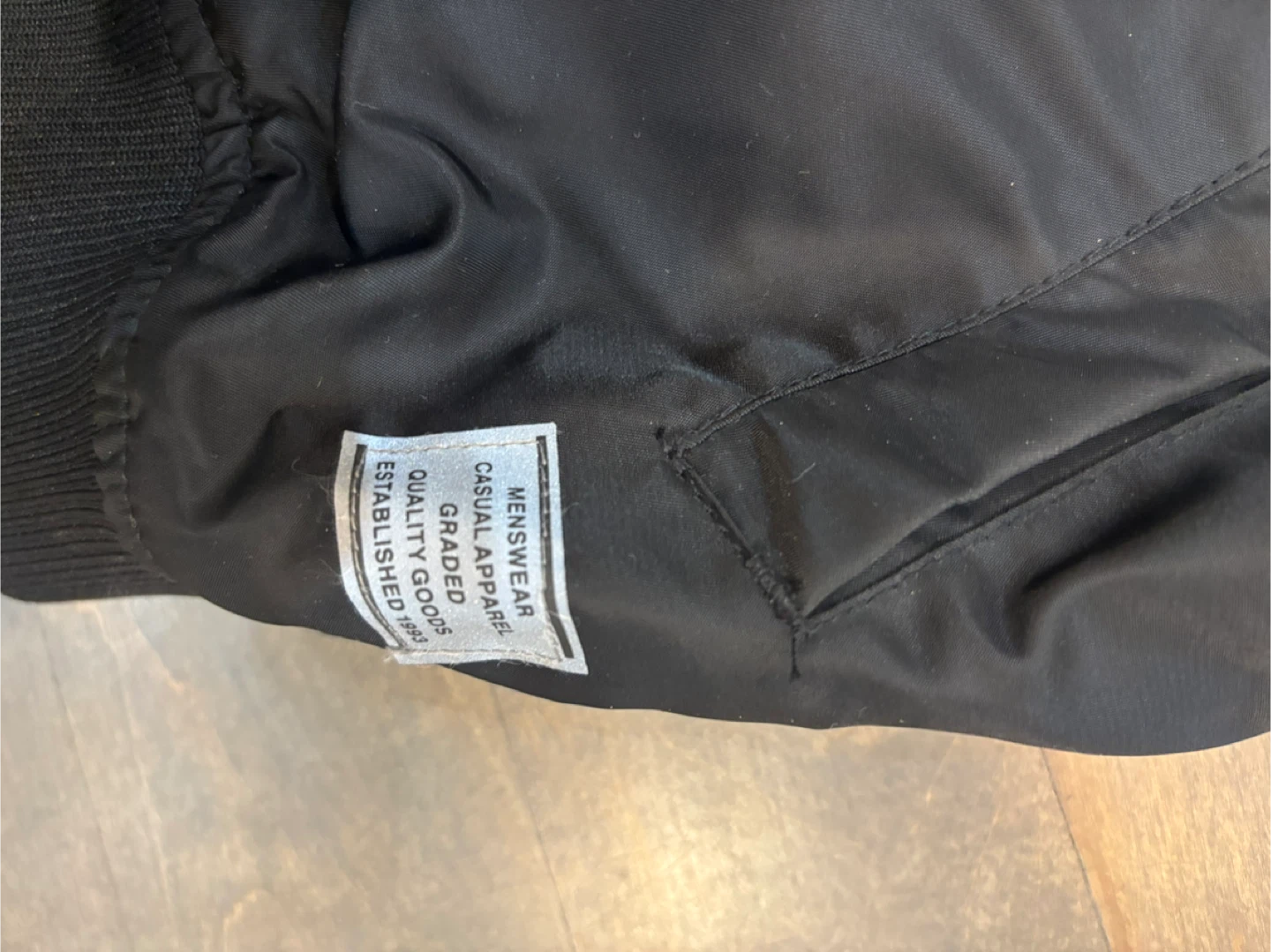 Men’s H&M bomber jacket -medium $40 - photo 3