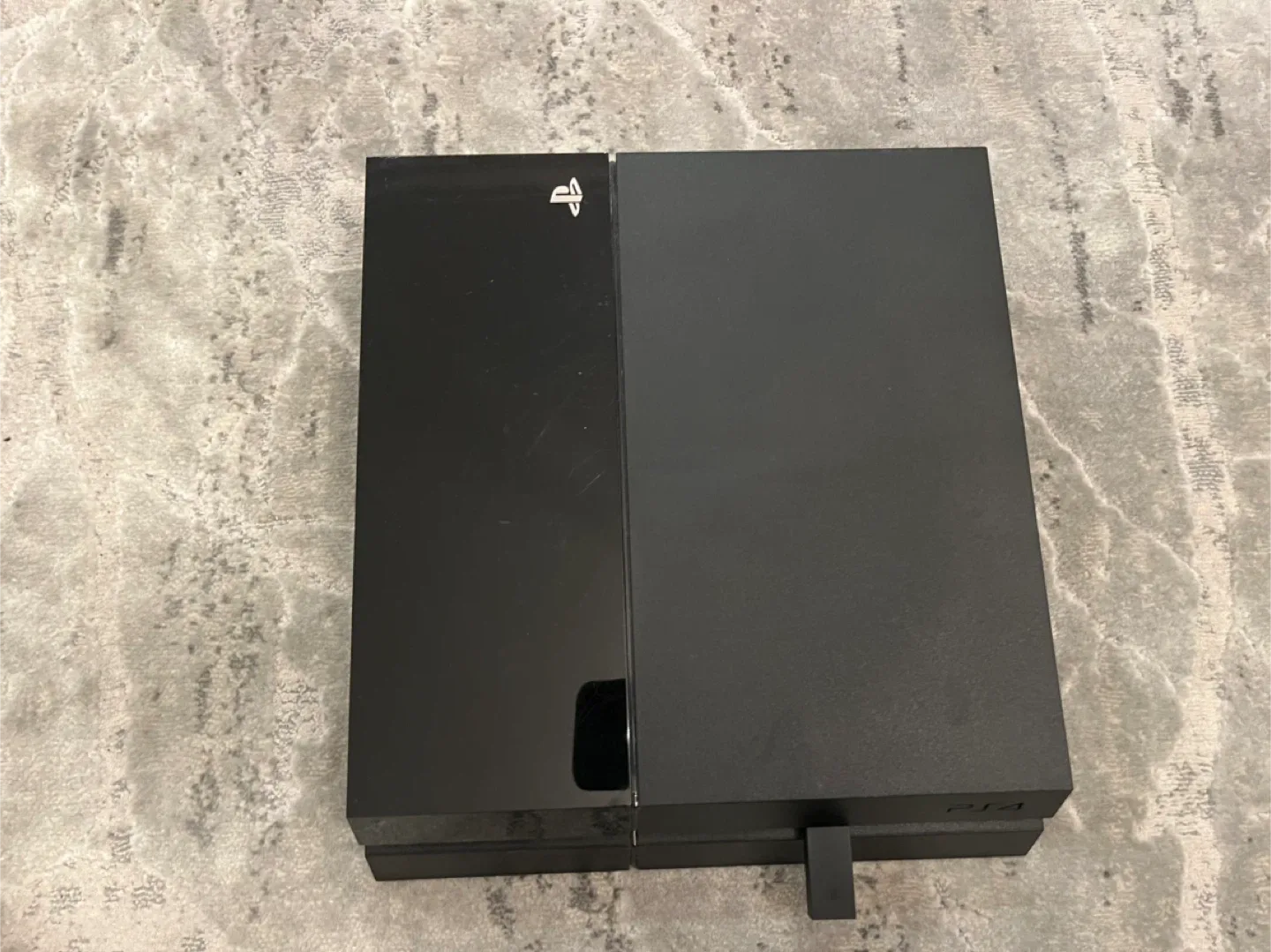 Sony PlayStation 4 with Controllers image indicator(3)