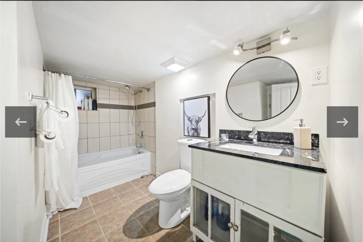 One bedroom basement for rent image indicator(4)