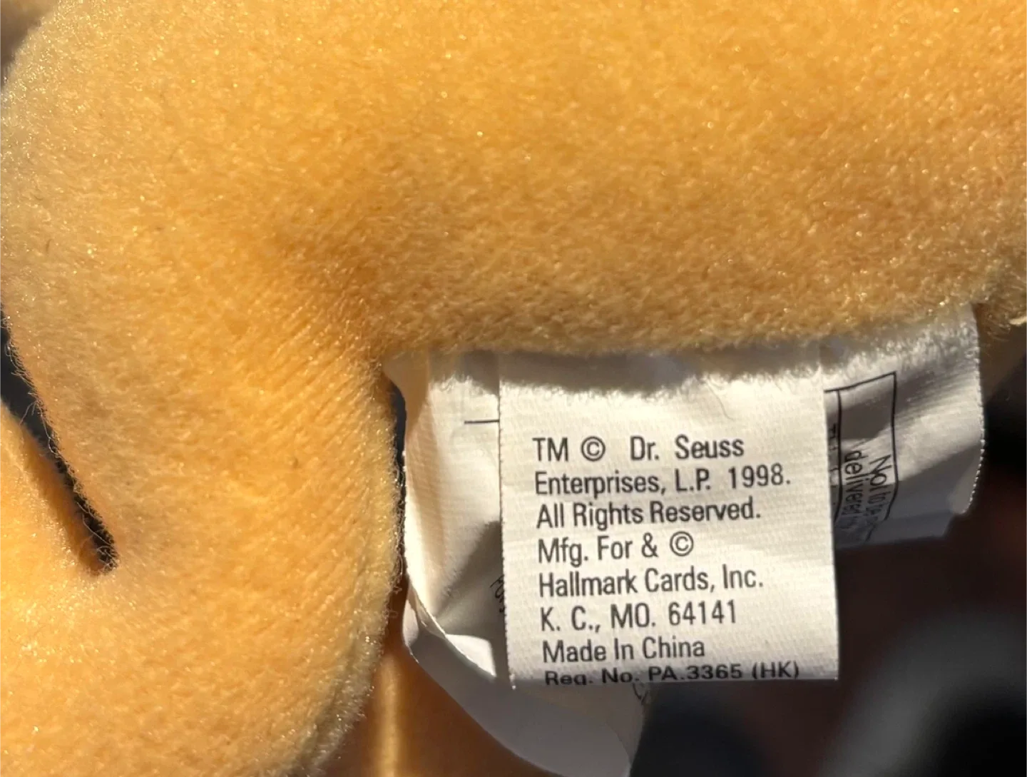 Hallmark Dr. Seuss Max the Dog Plush Toy image indicator(5)