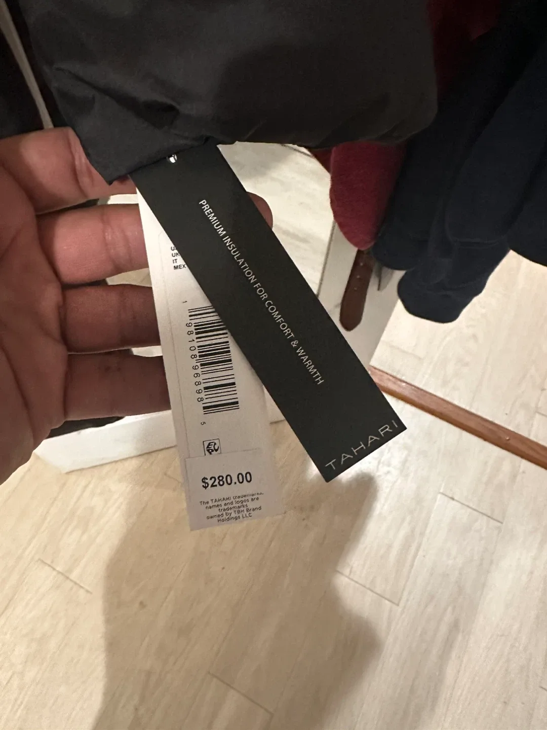 Tahari Greta Black Puffer Coat image indicator(3)