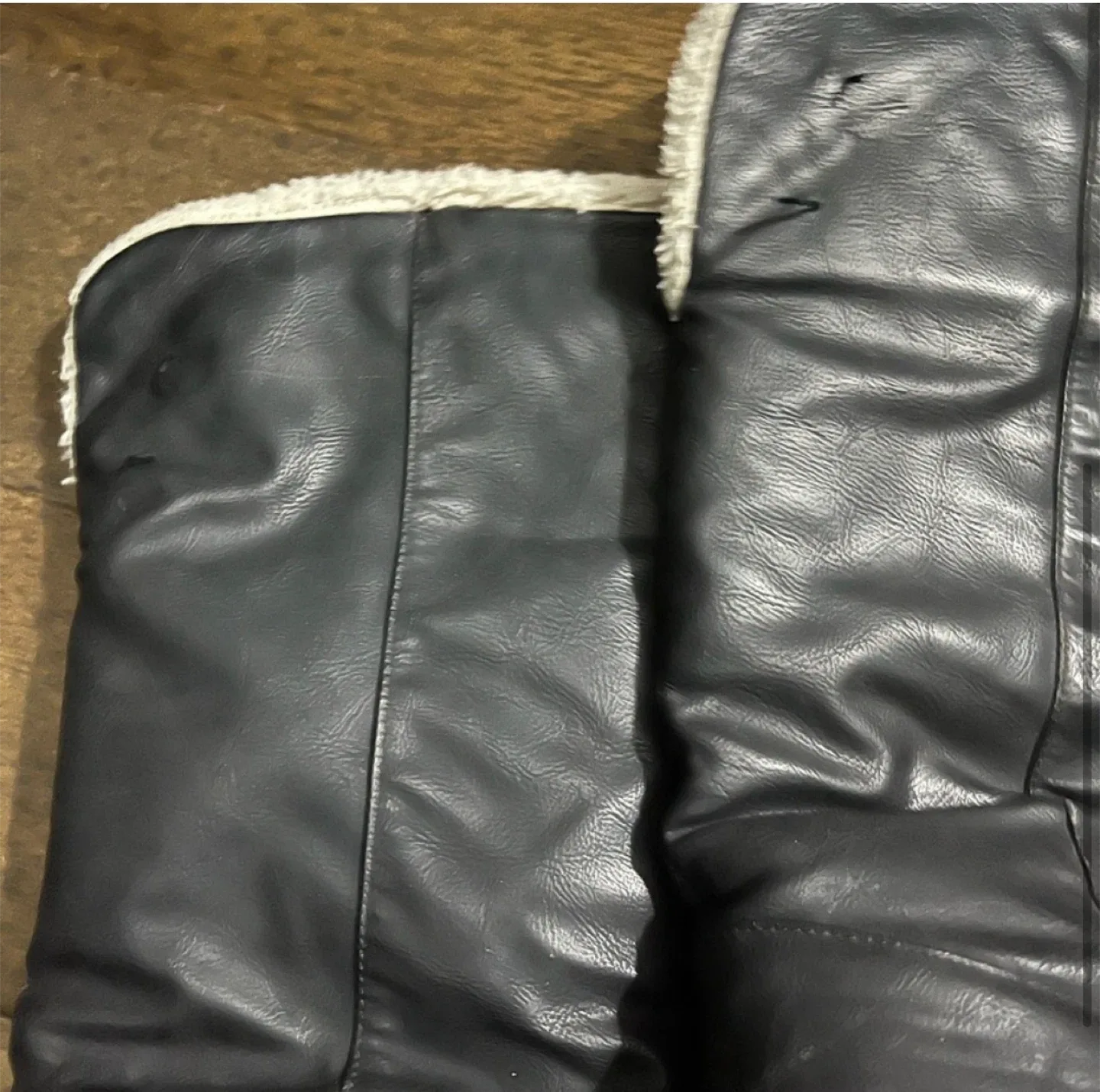 Black Winter Boots with Faux Fur Lining size 37 image indicator(4)