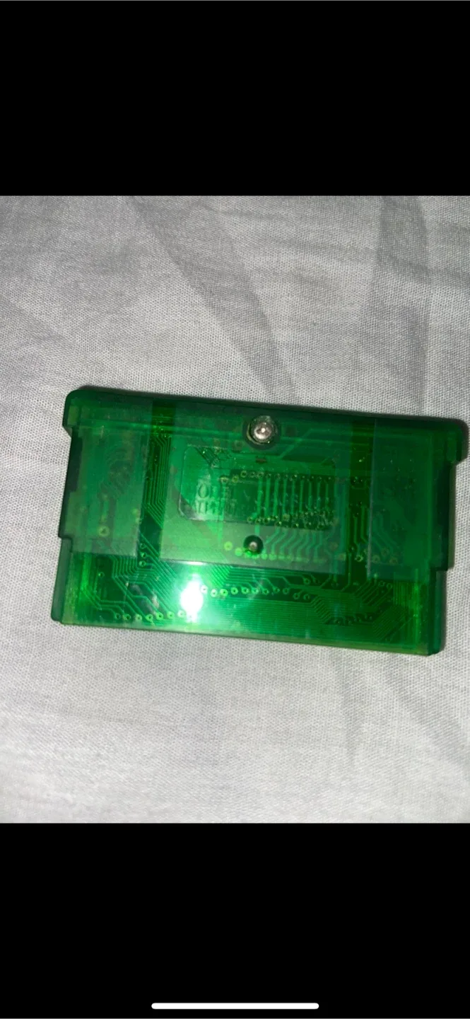 Pokémon Emerald Version - Game Boy Advance image indicator(3)