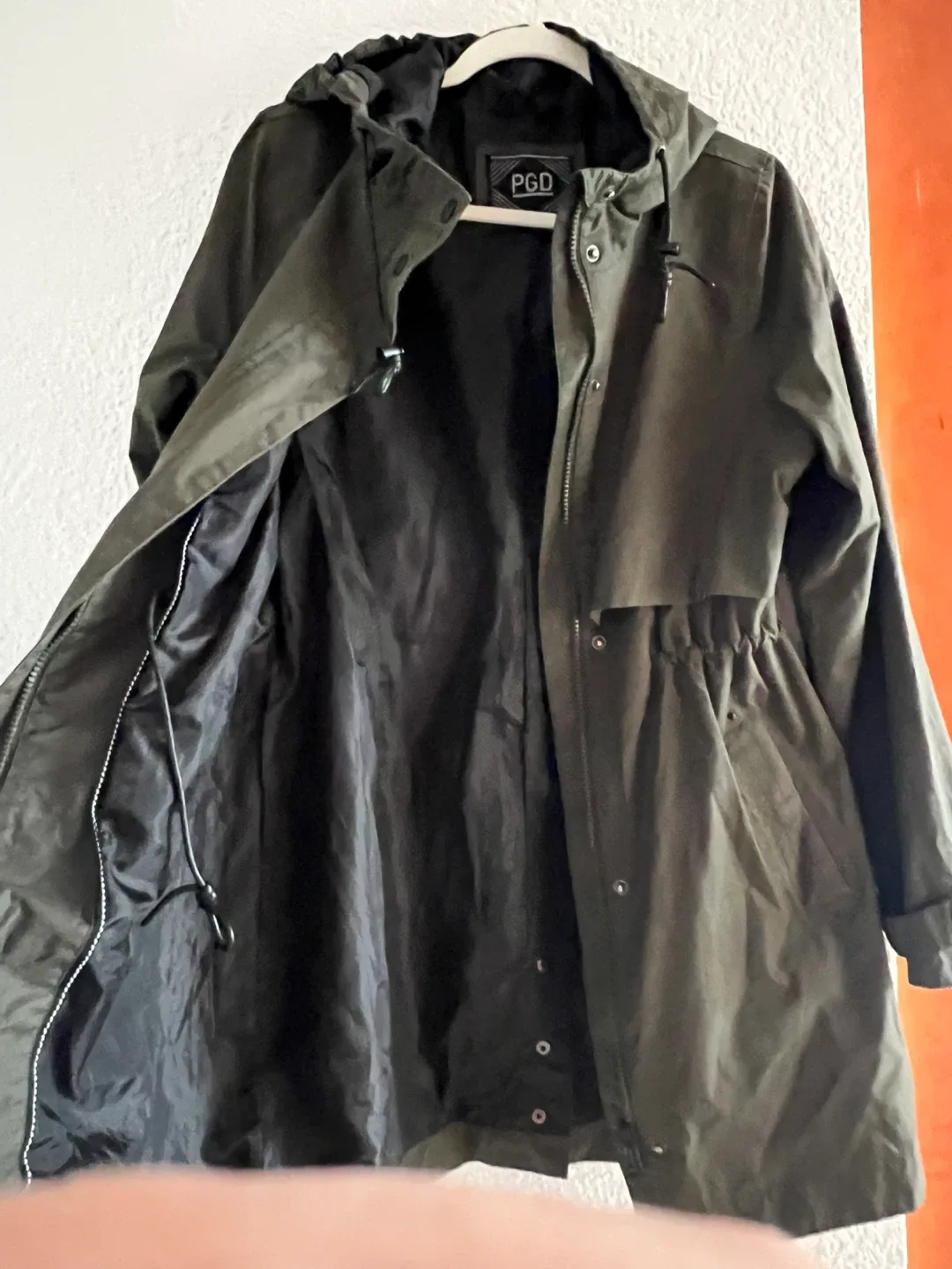 PGD Olive Green Hooded Rain Jacket - Size Medium image indicator(3)