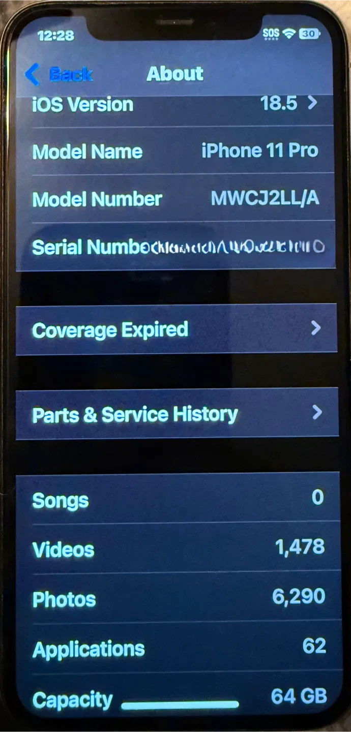 iPhone 11 Pro with Spigen Case & Accessories image indicator(9)