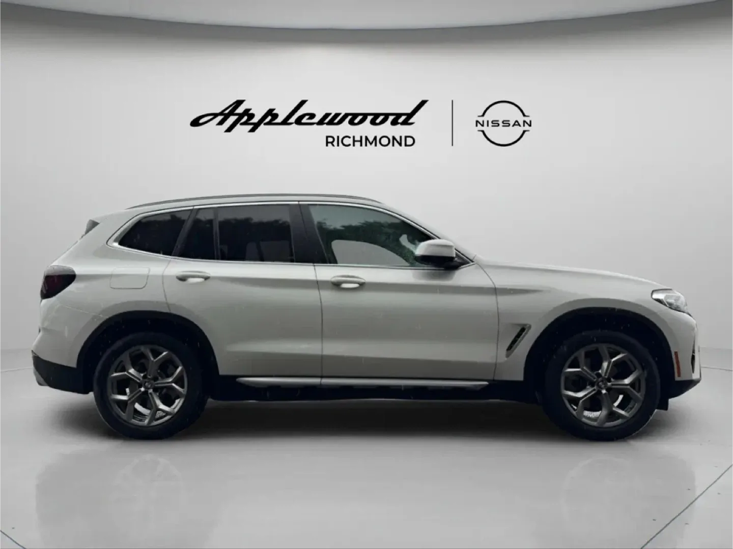 2023 BMW X3 xDrive30i - Low Mileage image indicator(7)