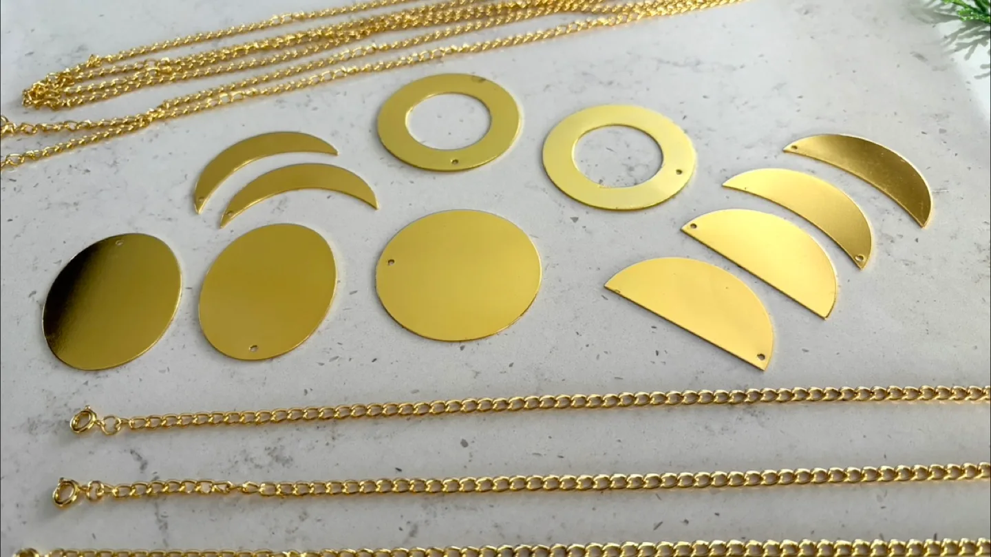 DIY Gold Moon Phase Wall Hanging Kit image indicator(3)